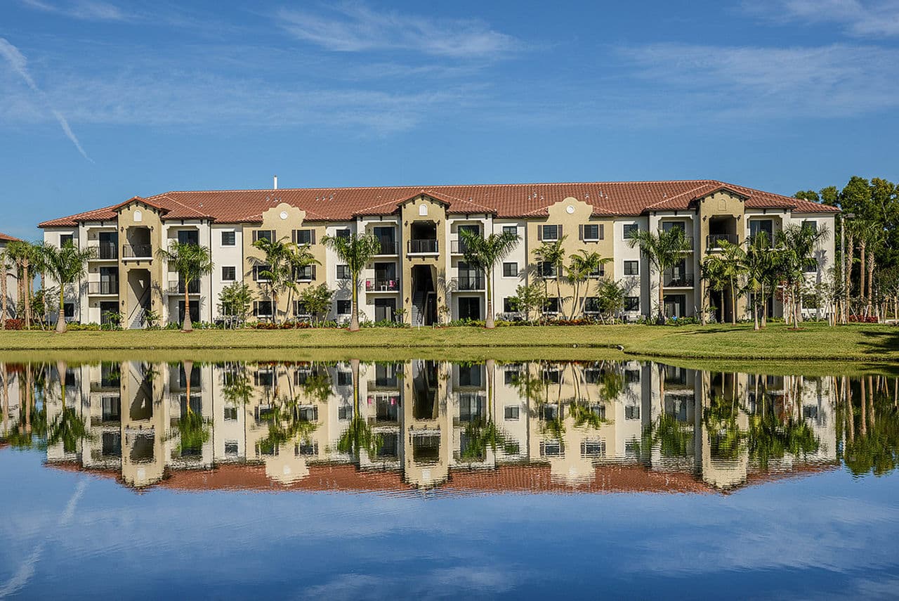 Celebration Pointe 18 of 37