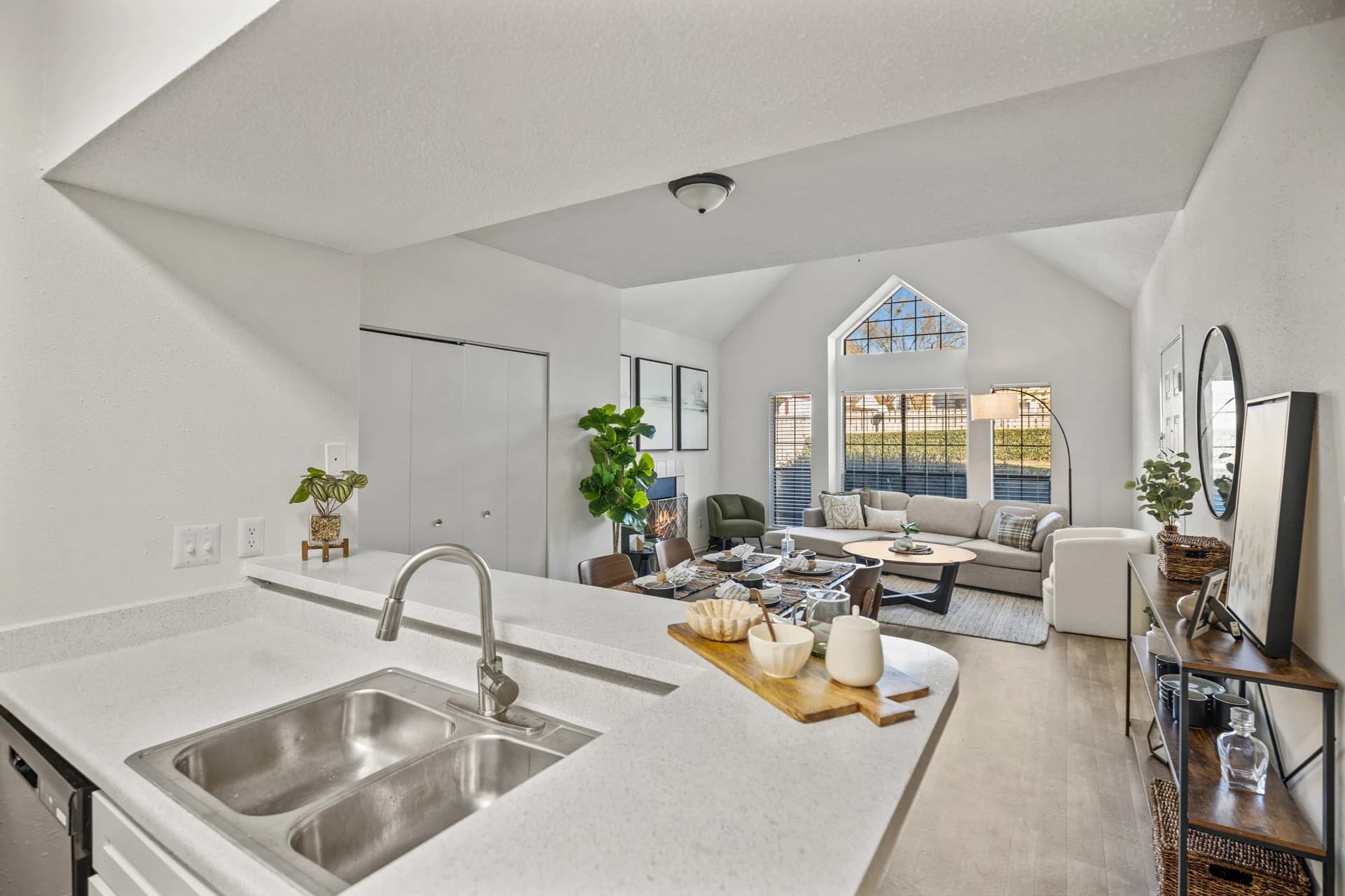 Oak City Apartments 11 of 11