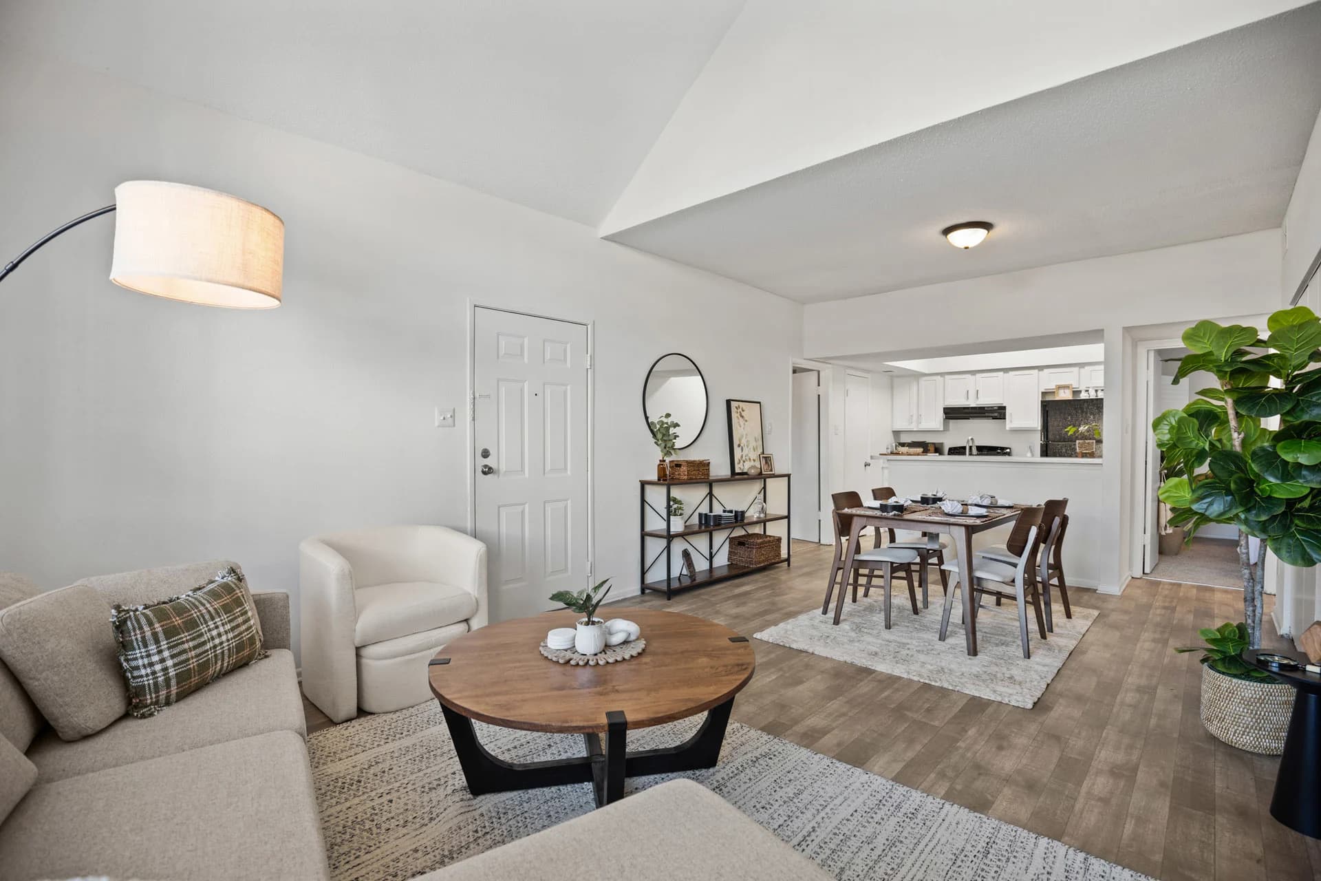 Oak City Apartments 4 of 11