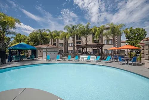 Bella Vista Apartments 1 of 2