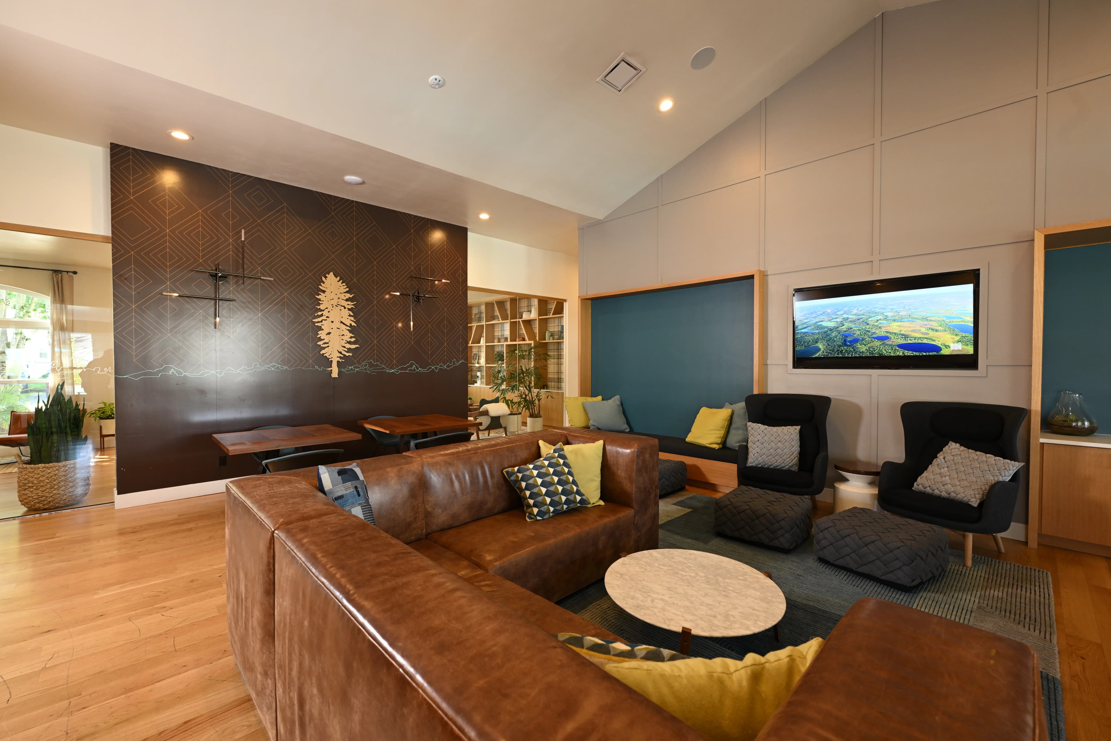 Emerald Place Apartments 2 of 5