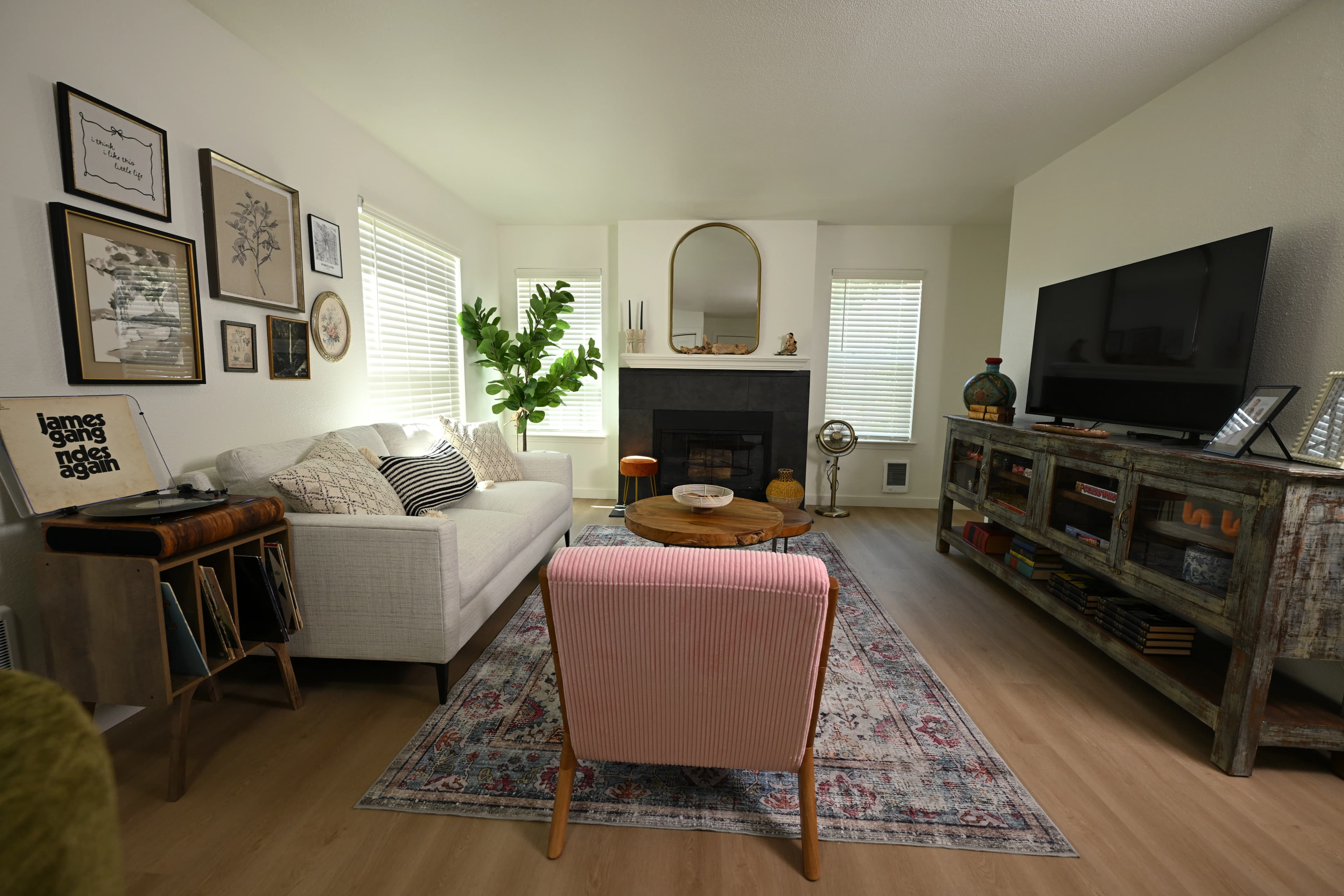 Emerald Place Apartments 4 of 5