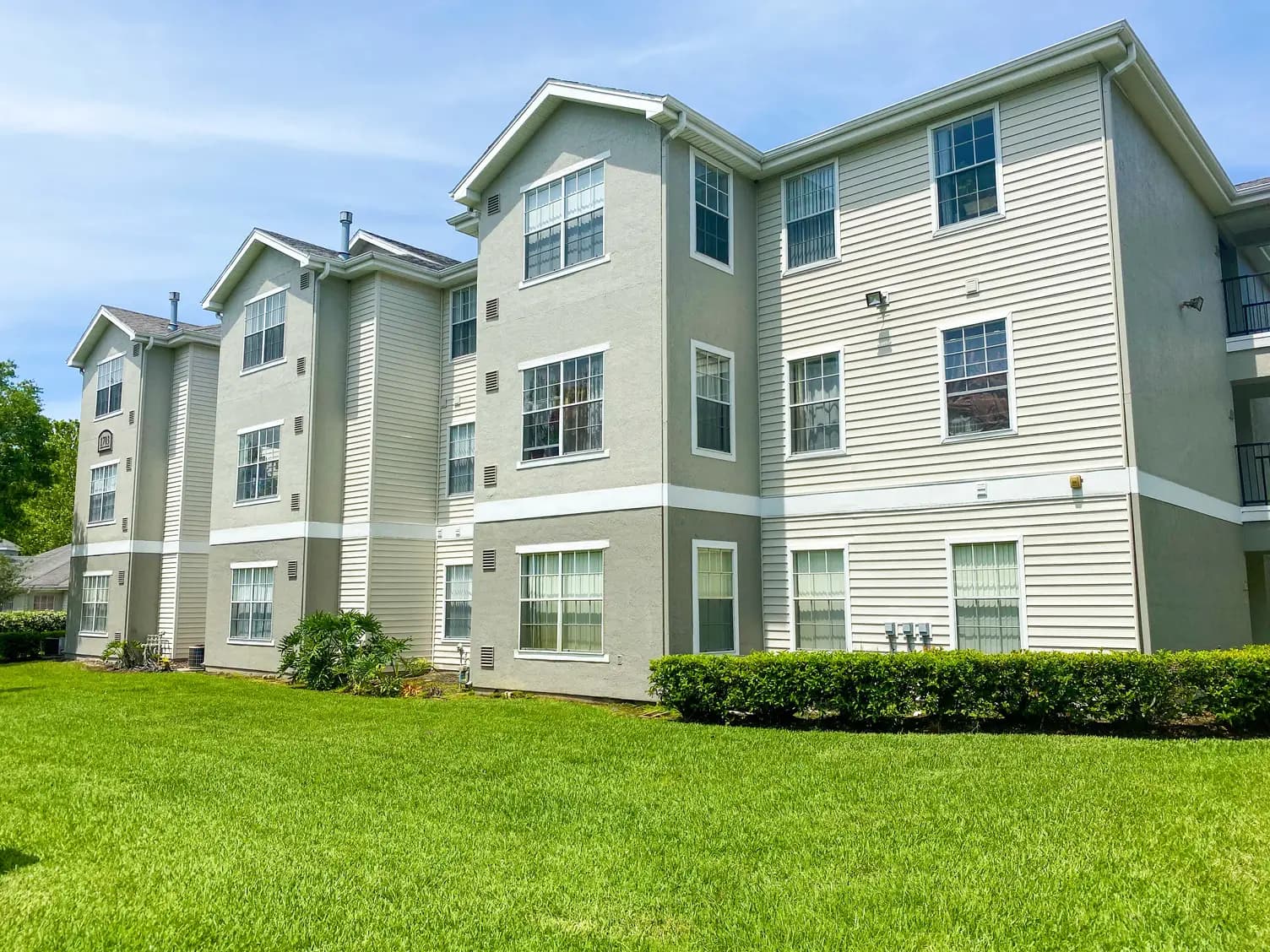 Magnolia Pointe Apartments 1 of 1