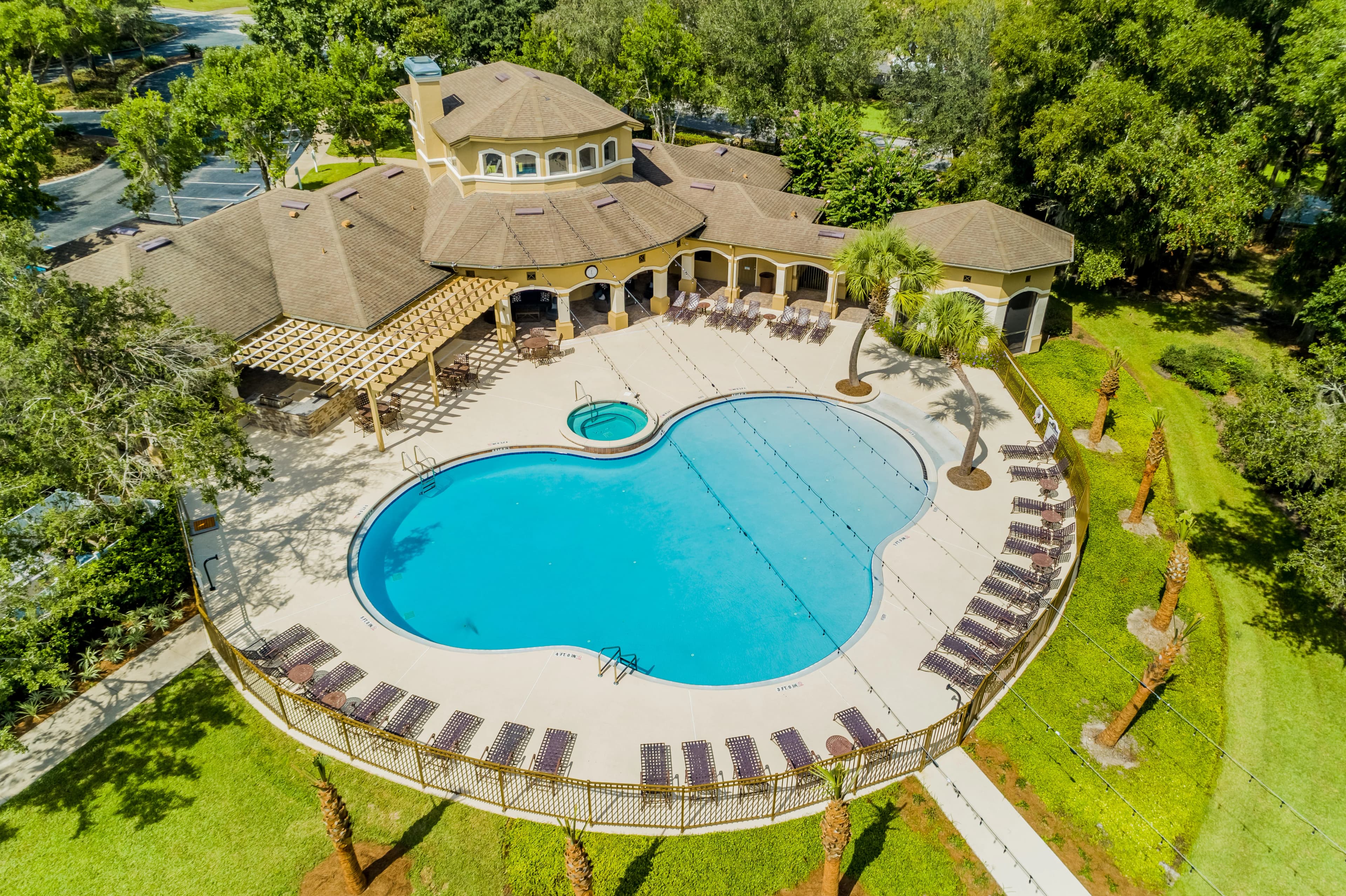 Grand Reserve Apartment Homes 1 of 8