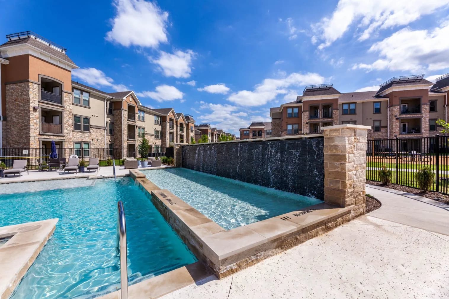Luxia Grand Prairie 1 of 8