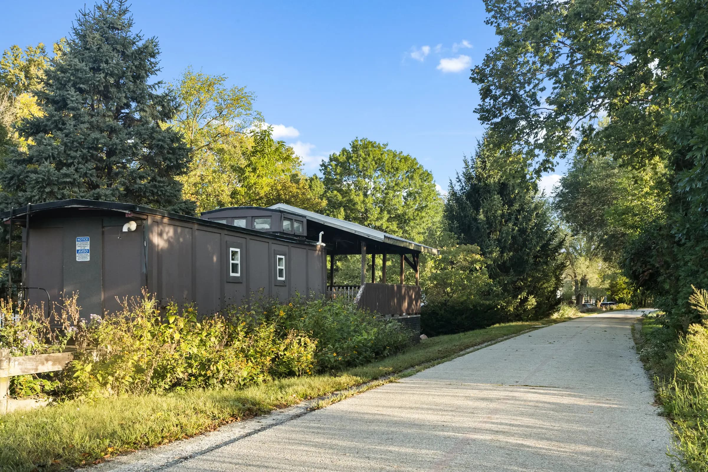 Monon Living 98 of 109