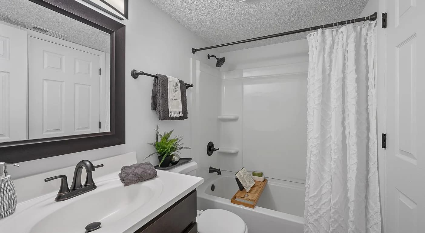 Timber Glen Apartments 3 of 15