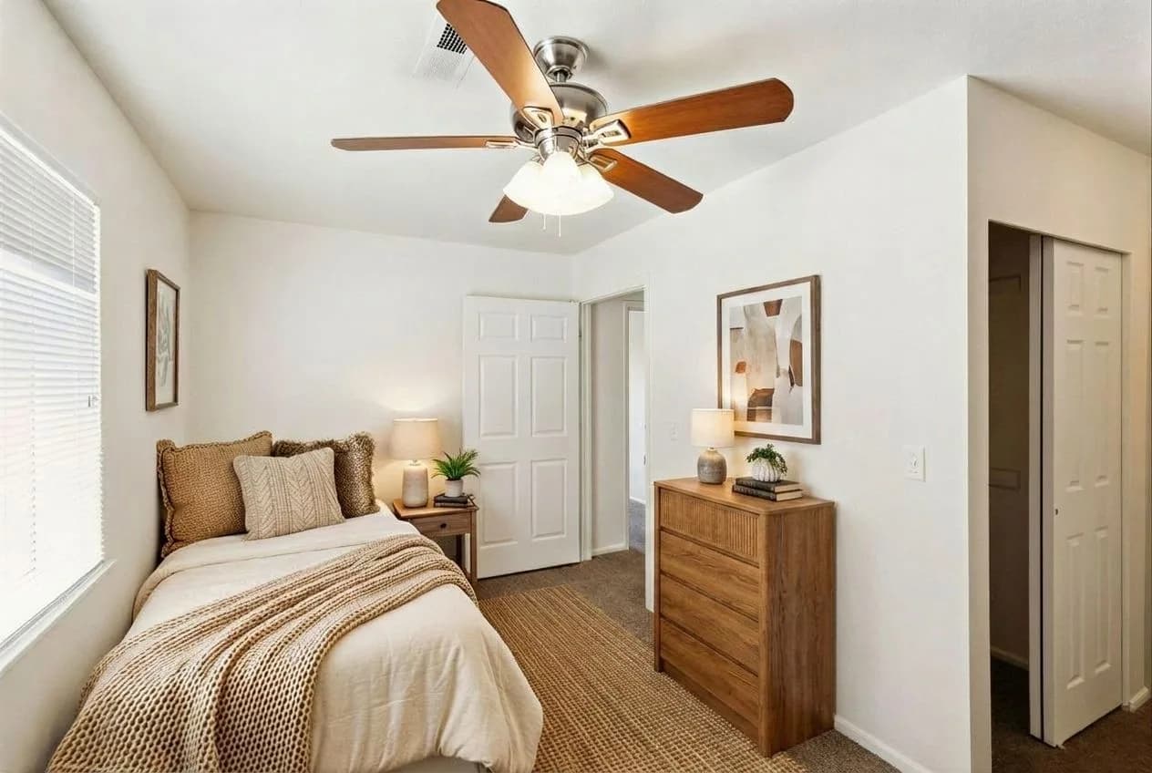 Kensington Place, East, & East II 78 of 81