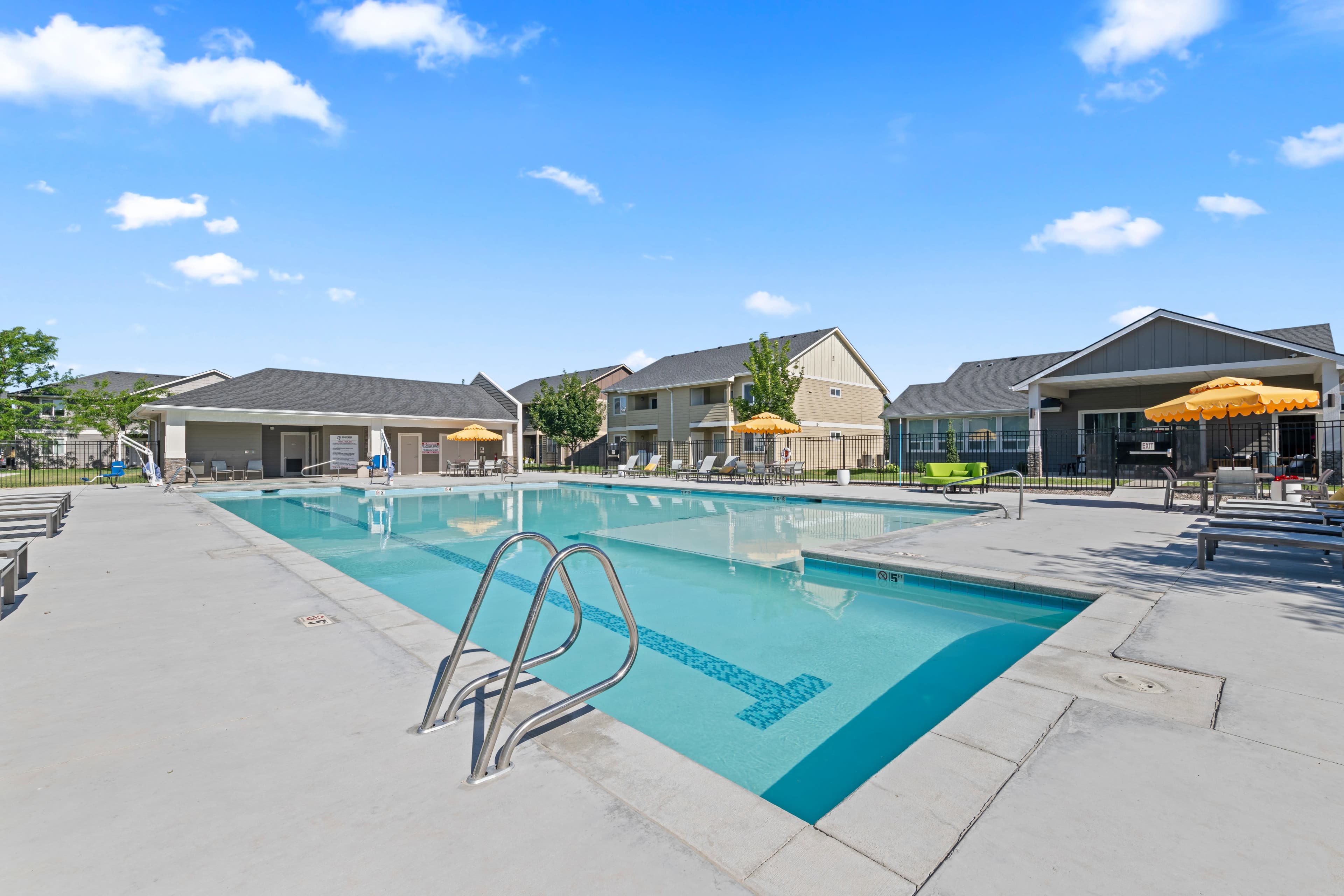 Ridgecrest Commons 2 of 11
