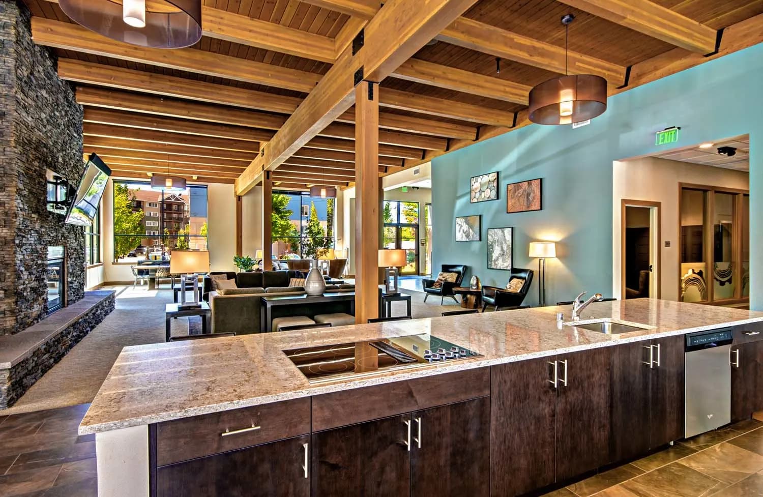 Tivalli Apartments 2 of 3