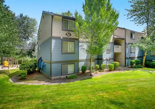 North Creek Heights Apartments 1 of 4