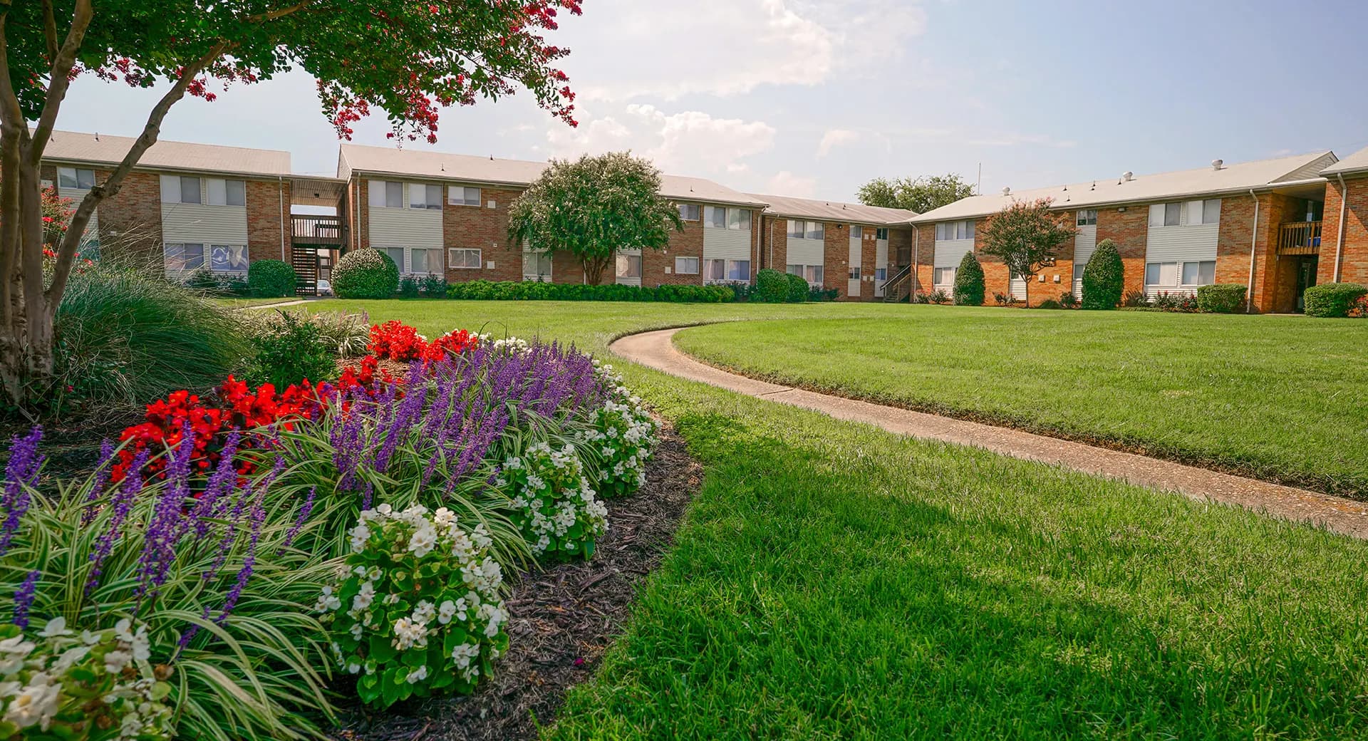Andover Apartments 2 of 4