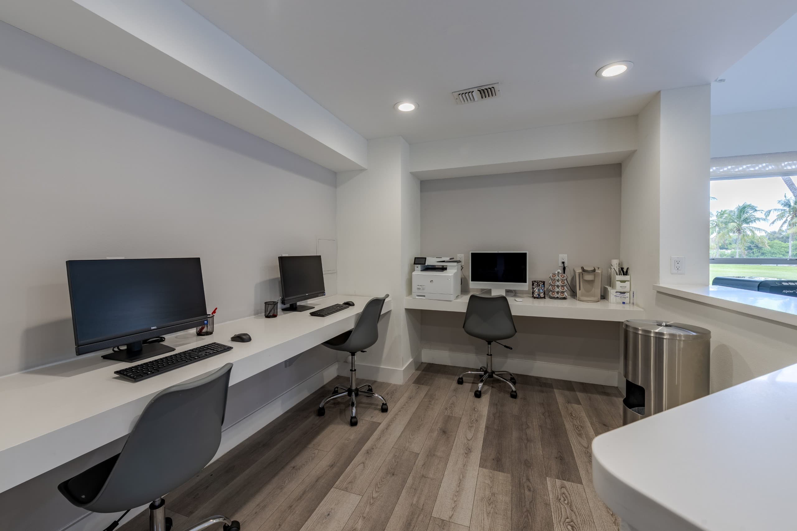 The Landings at Pembroke Lakes 10 of 14