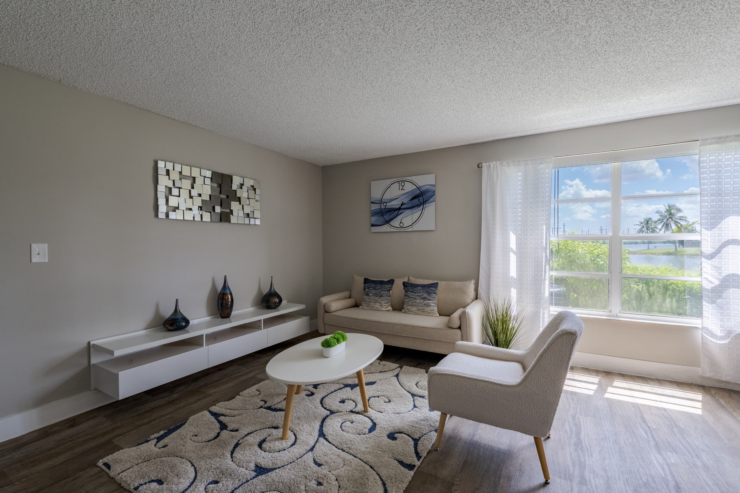 The Landings at Pembroke Lakes 7 of 14