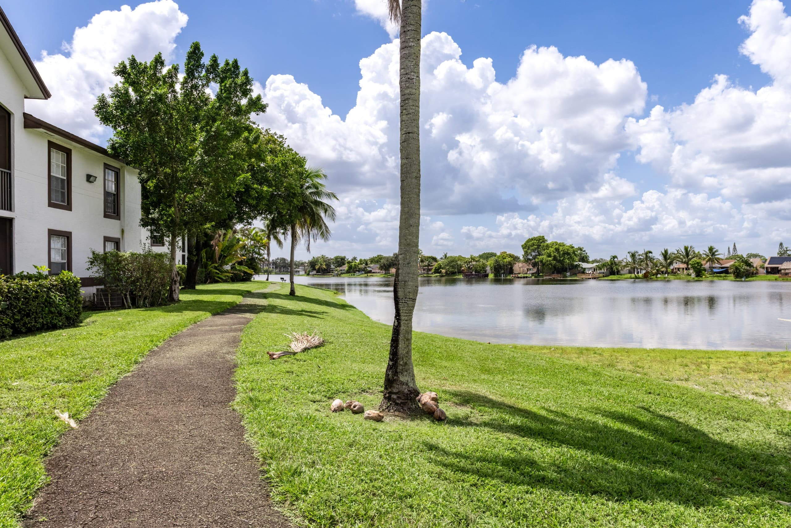 The Landings at Pembroke Lakes 8 of 14