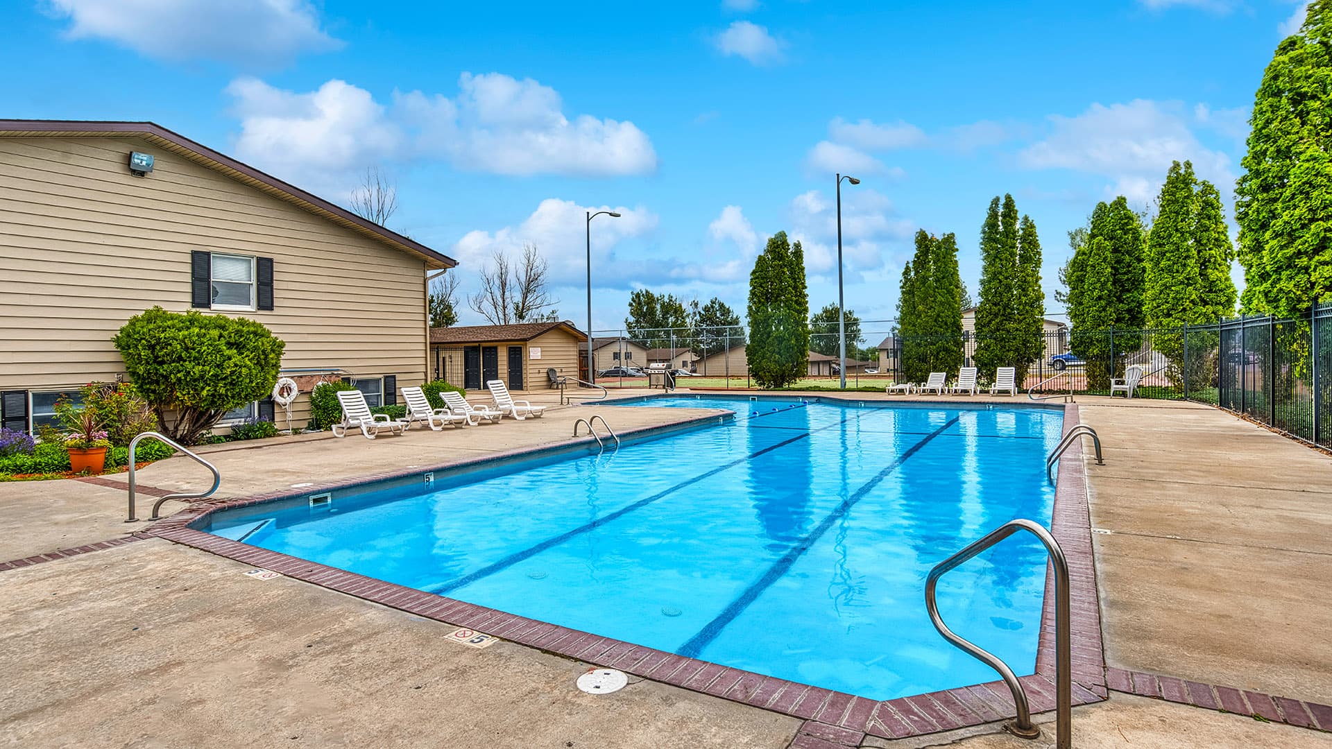 Castlerock Apartment Homes 2 of 9