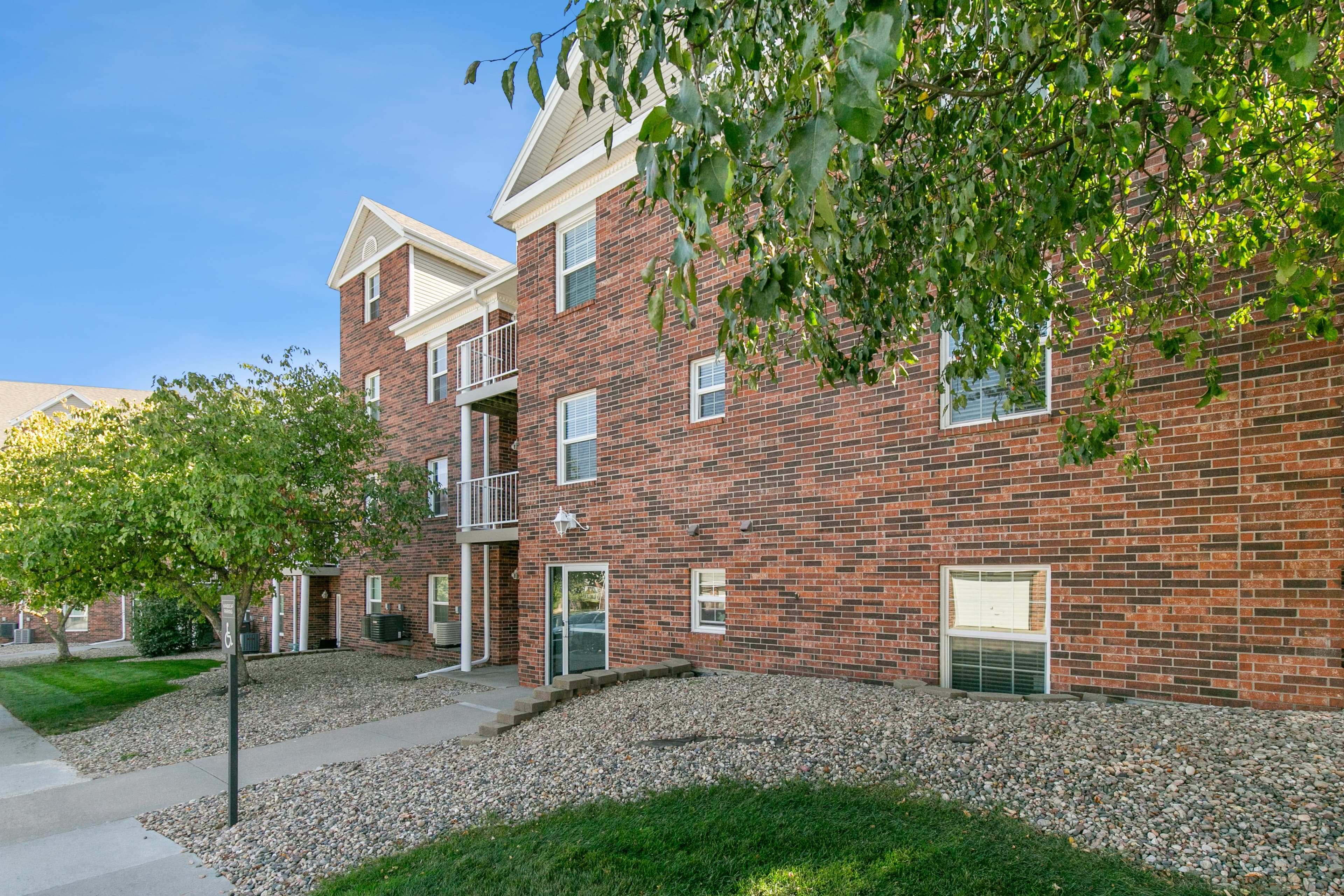 The Donovan Apartment Homes 4 of 16