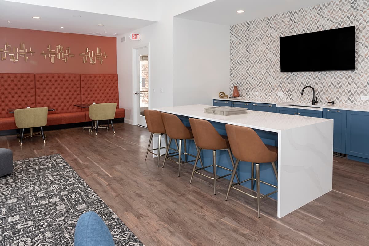 Cascade Shores Townhomes + Flats 3 of 12