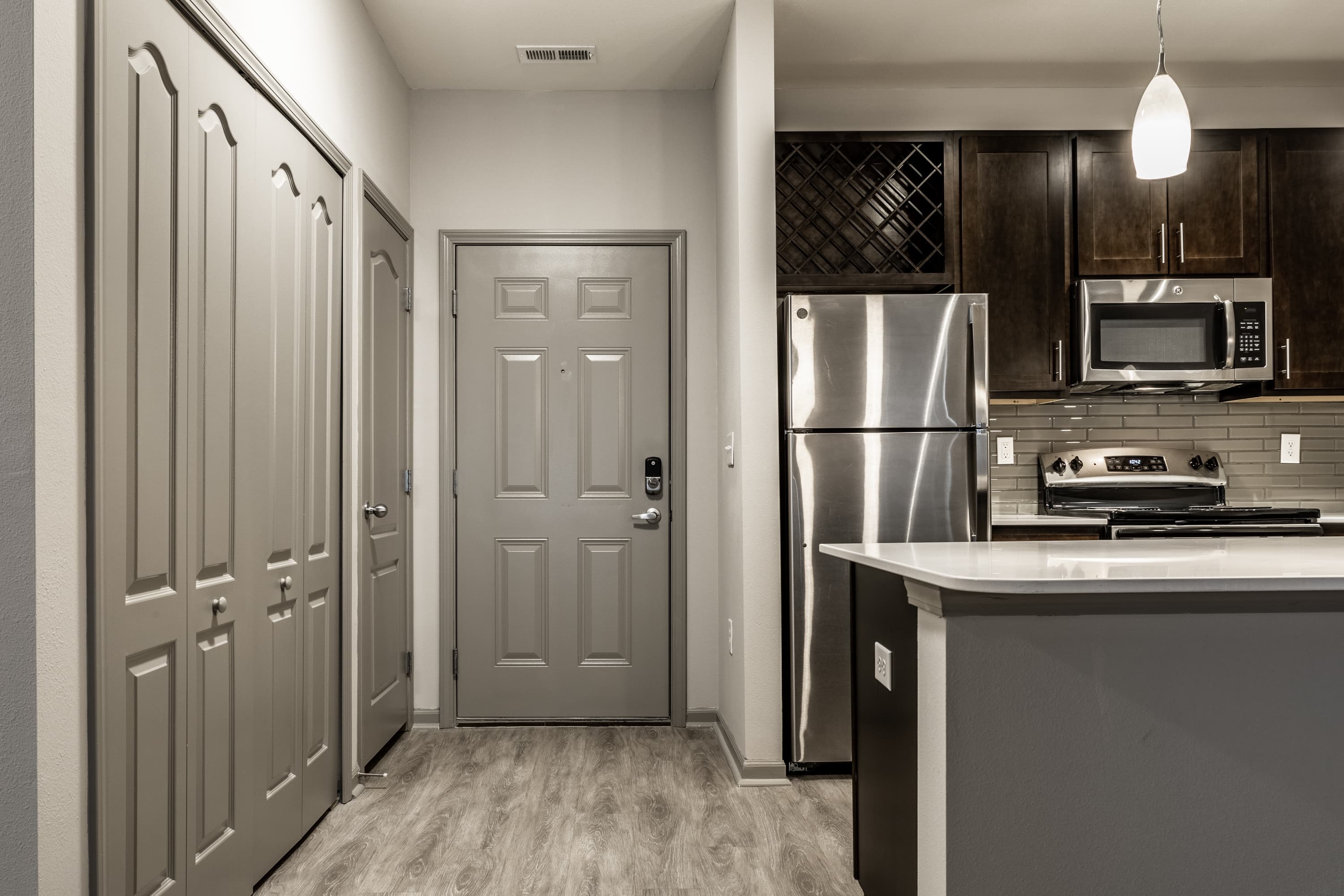 Bella Vista Apartments 2 of 57