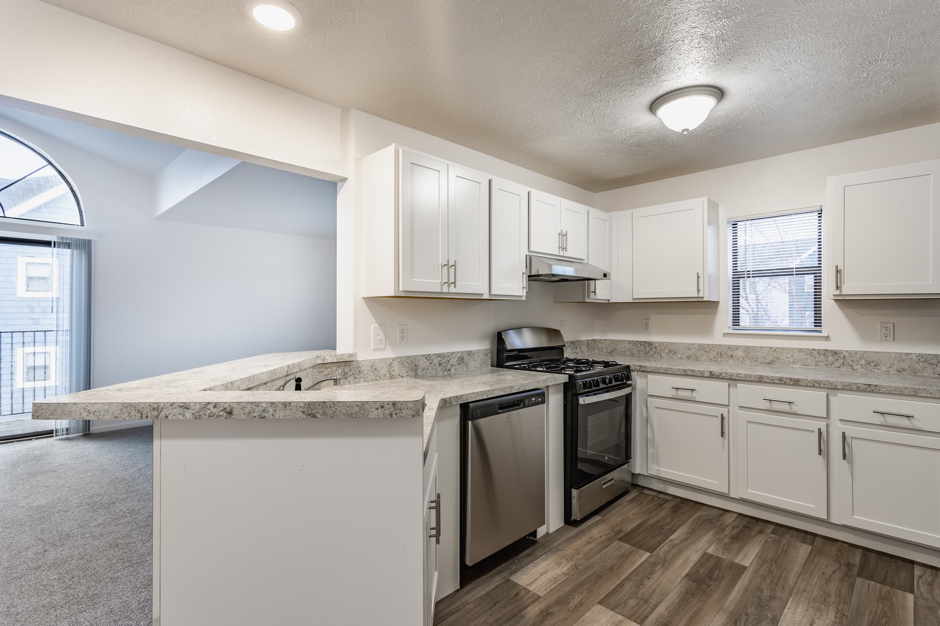 Huntington Cove Apartments 15 of 40
