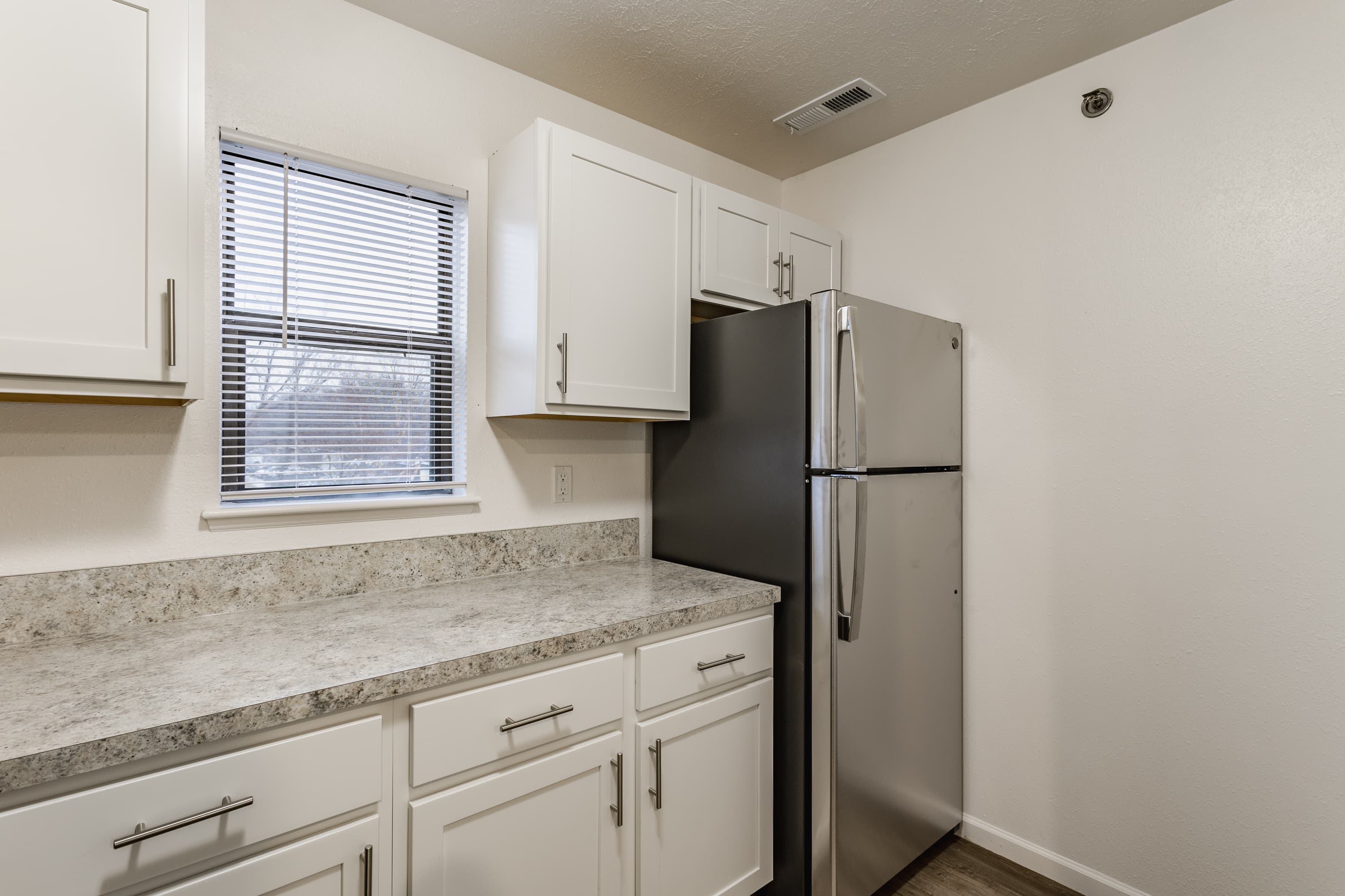 Huntington Cove Apartments 18 of 40