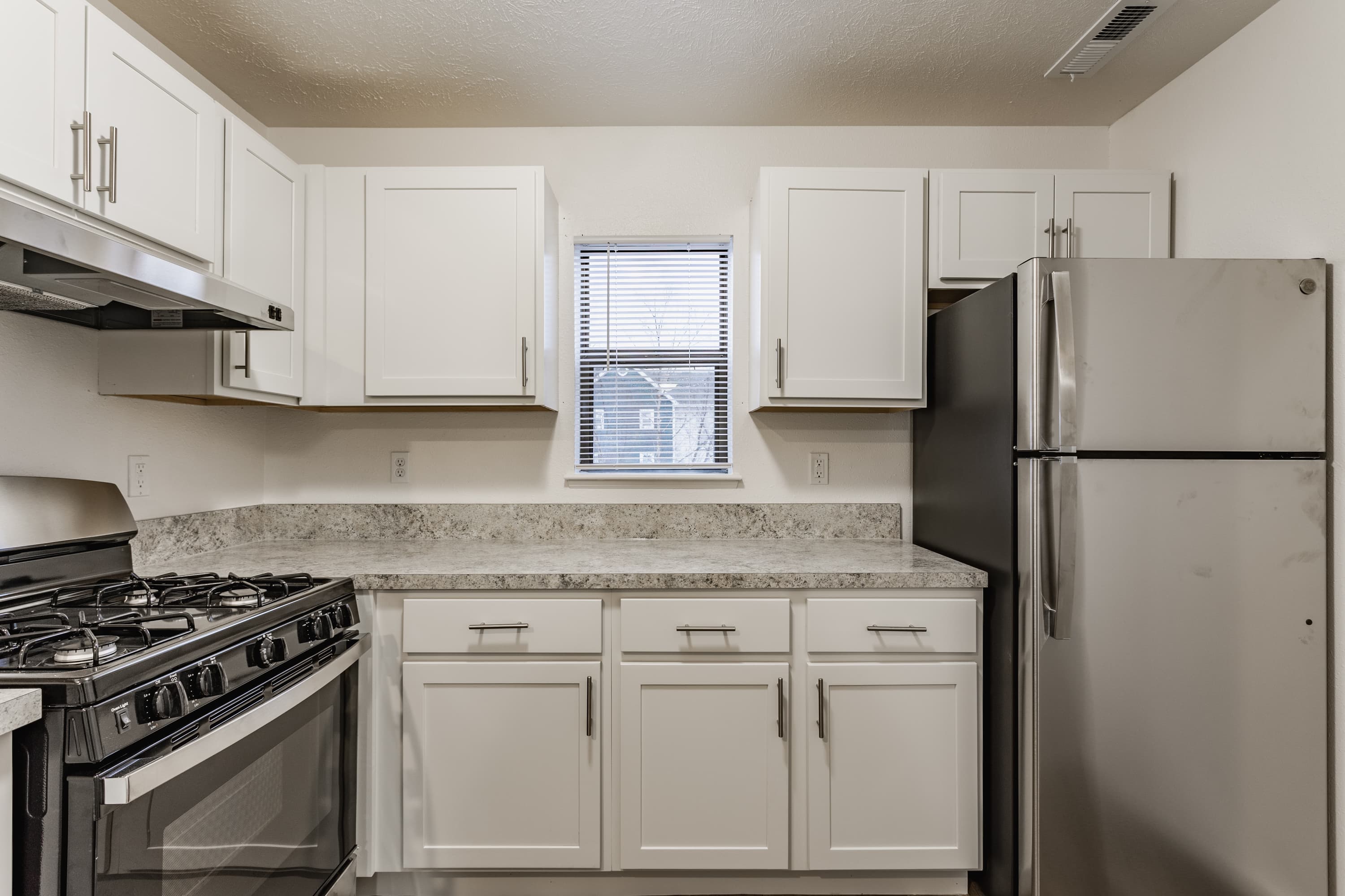 Huntington Cove Apartments 17 of 40