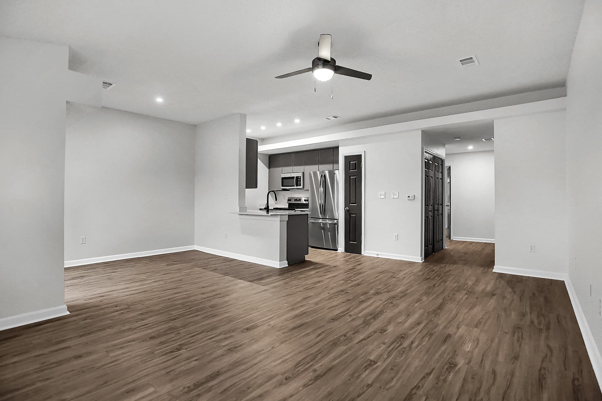 Latitudes Apartments 22 of 58
