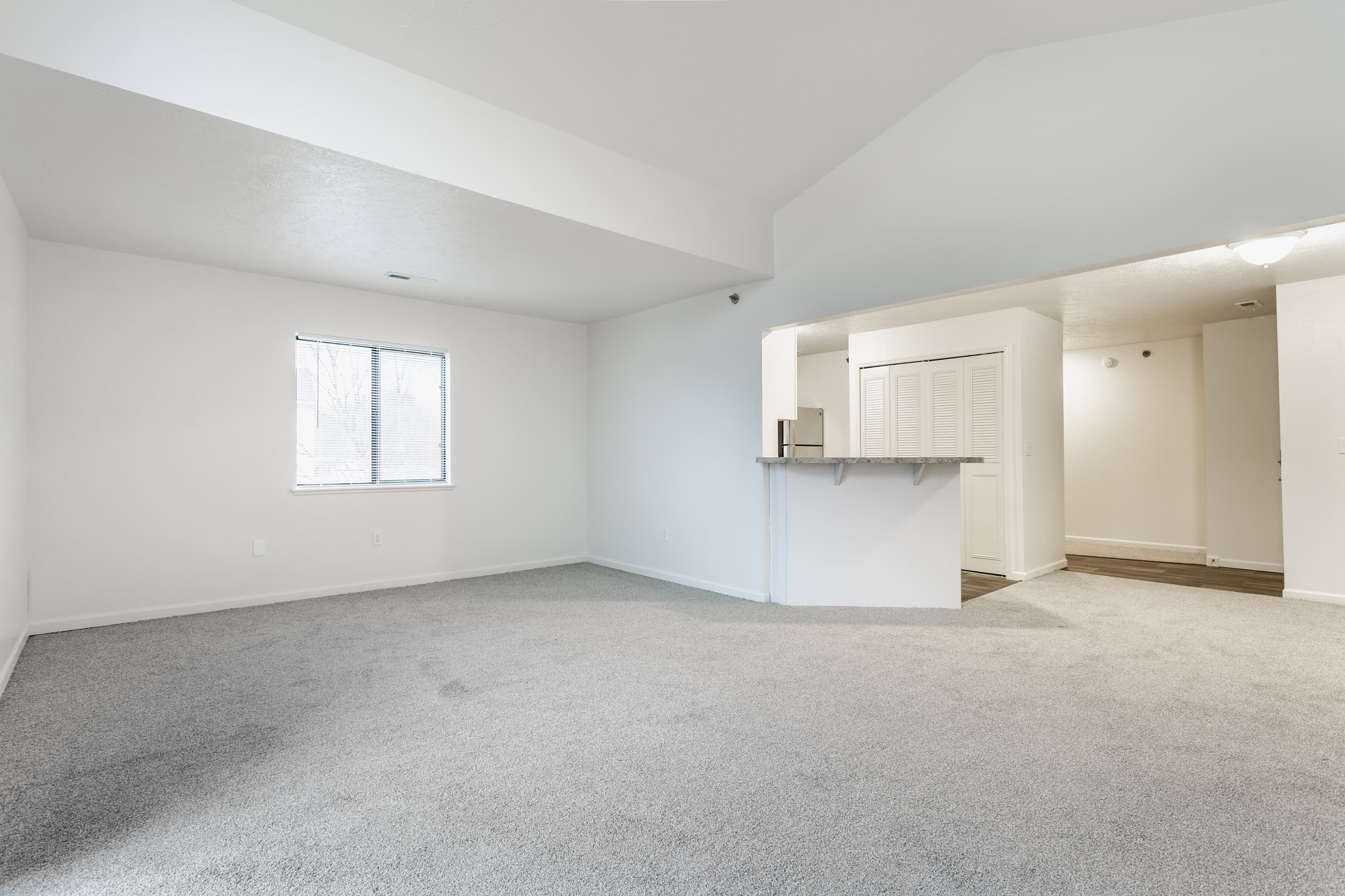 Huntington Cove Apartments 14 of 40