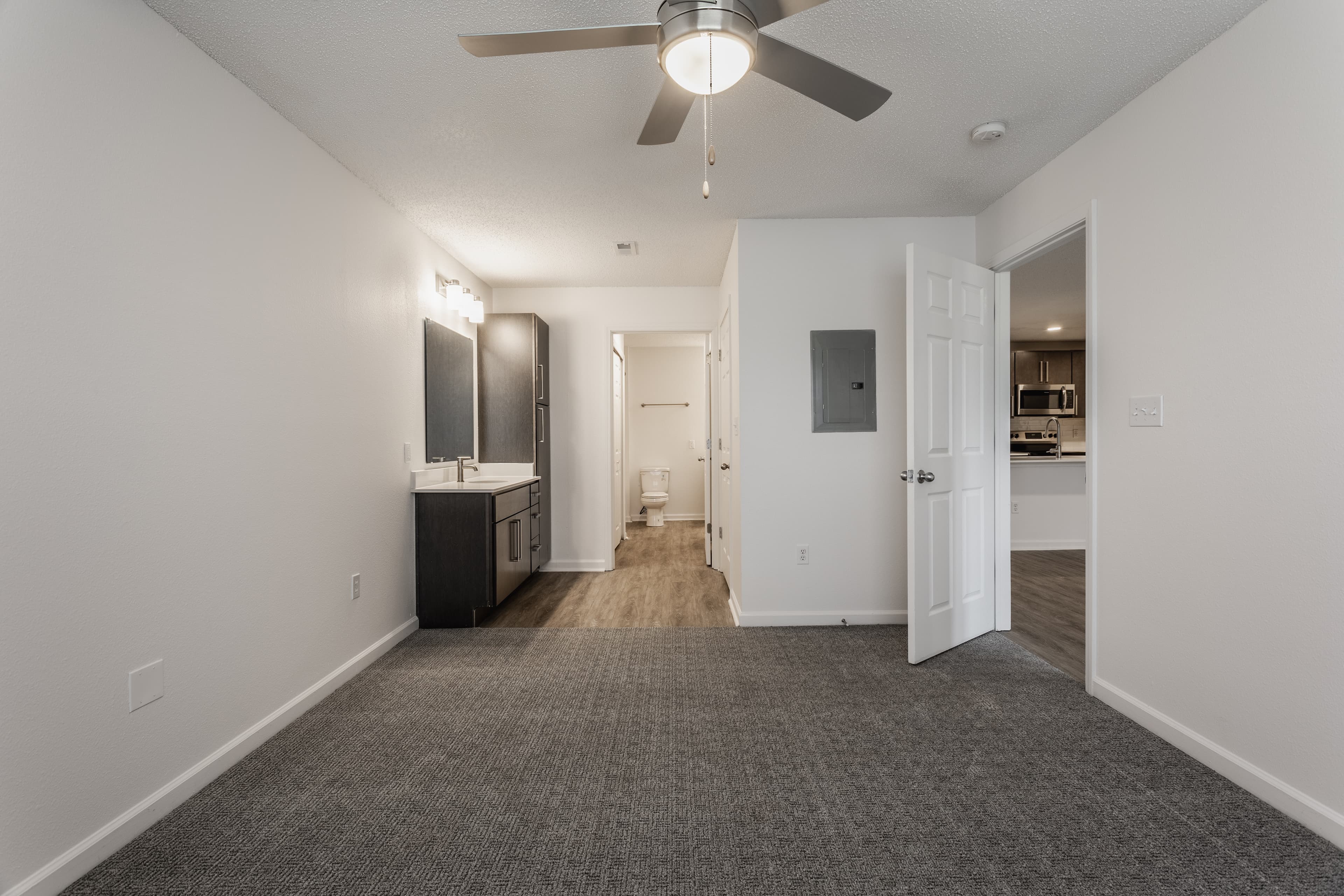 Latitudes Apartments 9 of 58