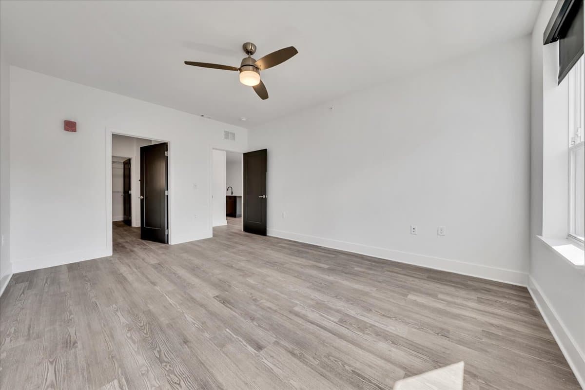 Luxe 360 on Centerpointe 27 of 88