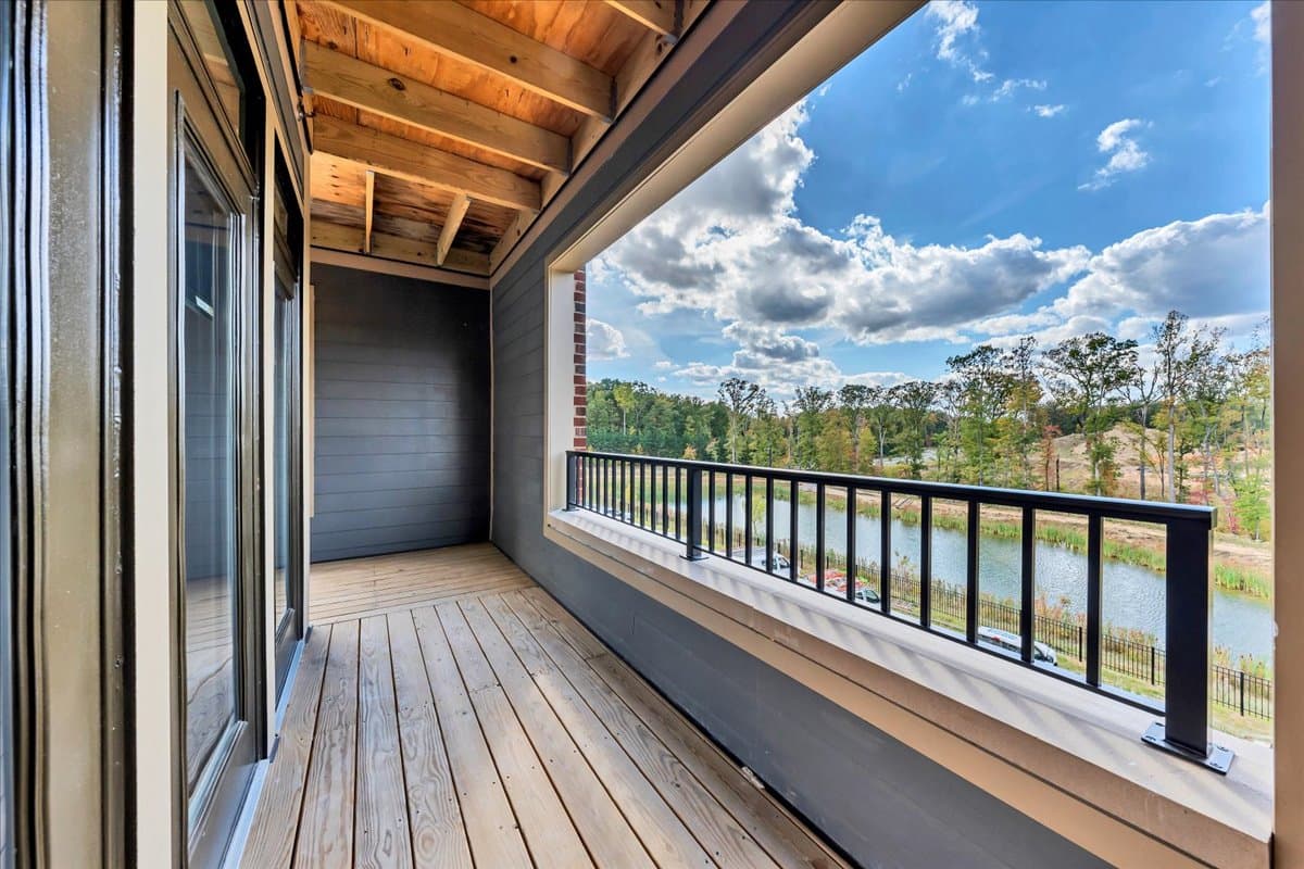 Luxe 360 on Centerpointe 32 of 88