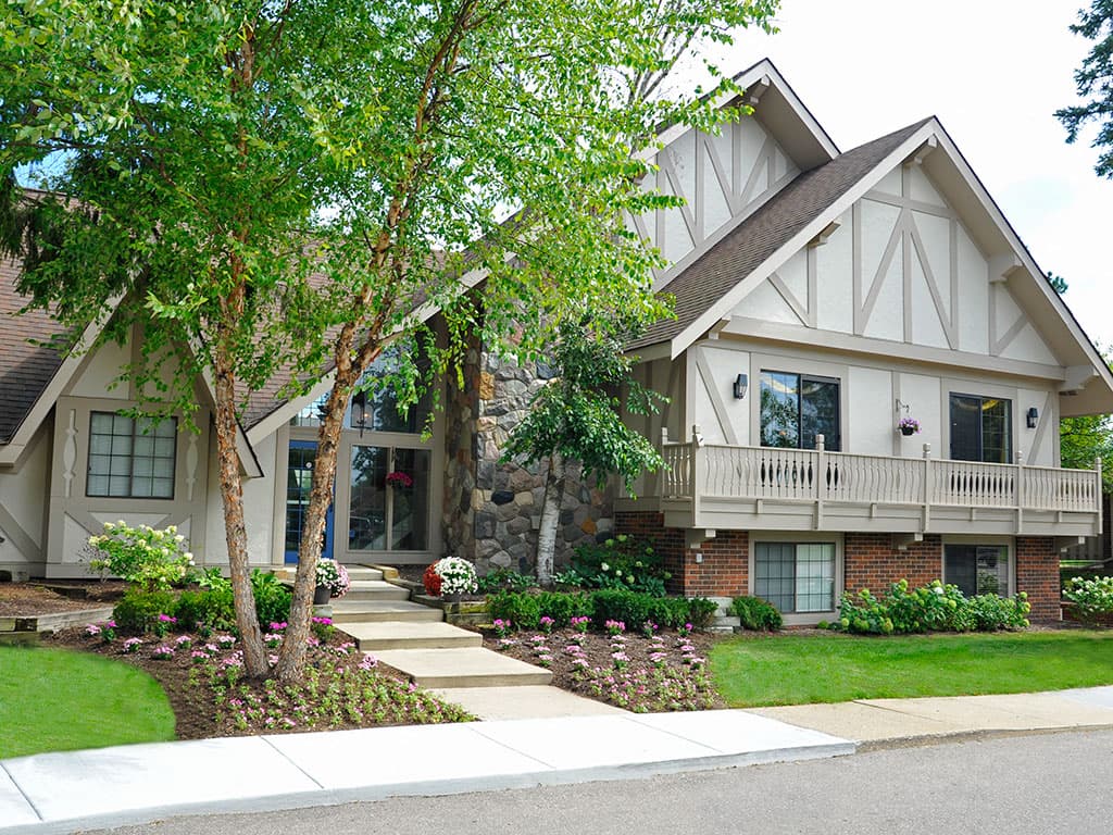 Rivers Edge Apartments 7 of 12