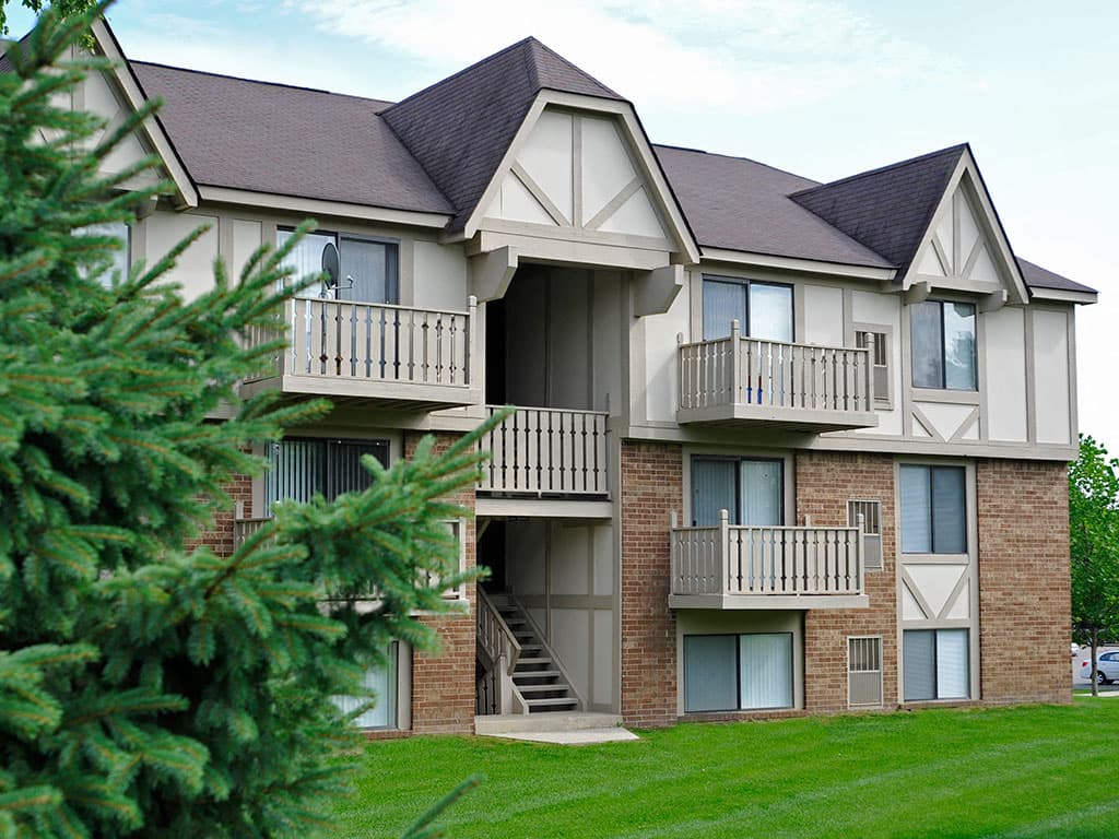 Rivers Edge Apartments 4 of 12