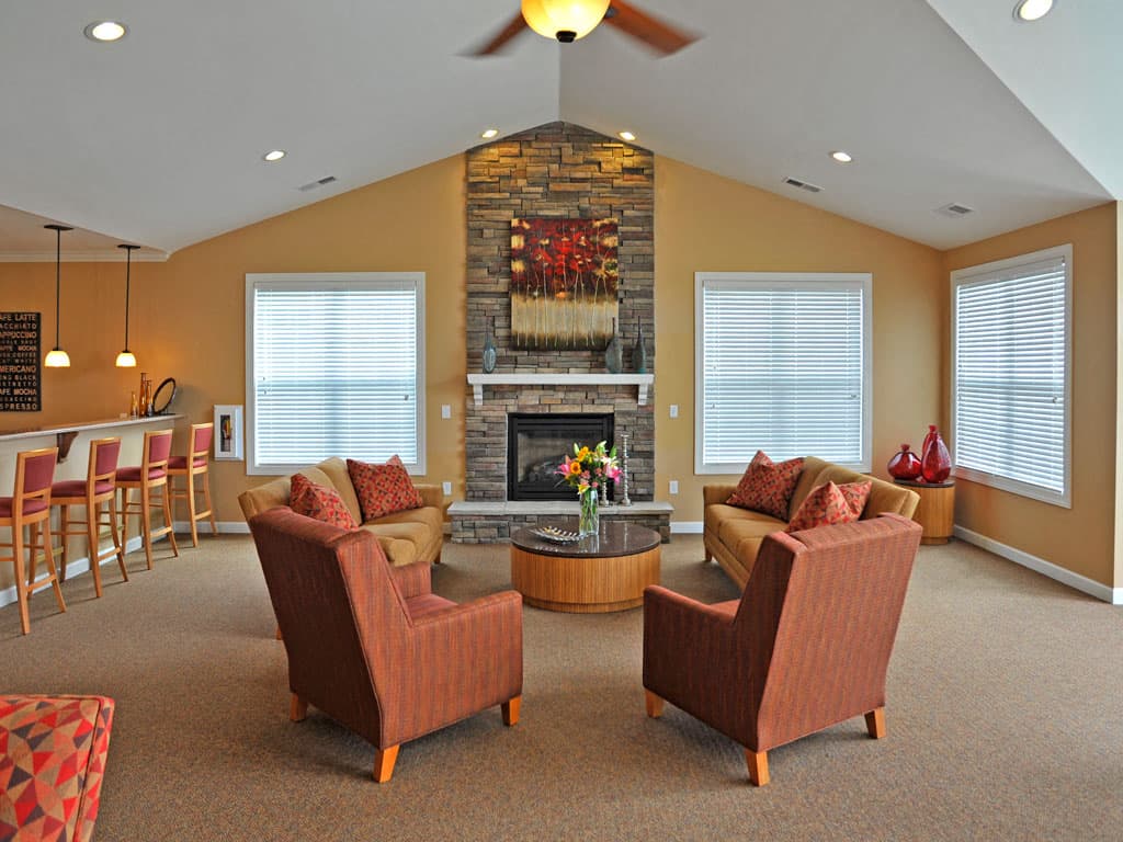 Killian Lakes Apartments and Townhomes 40 of 42
