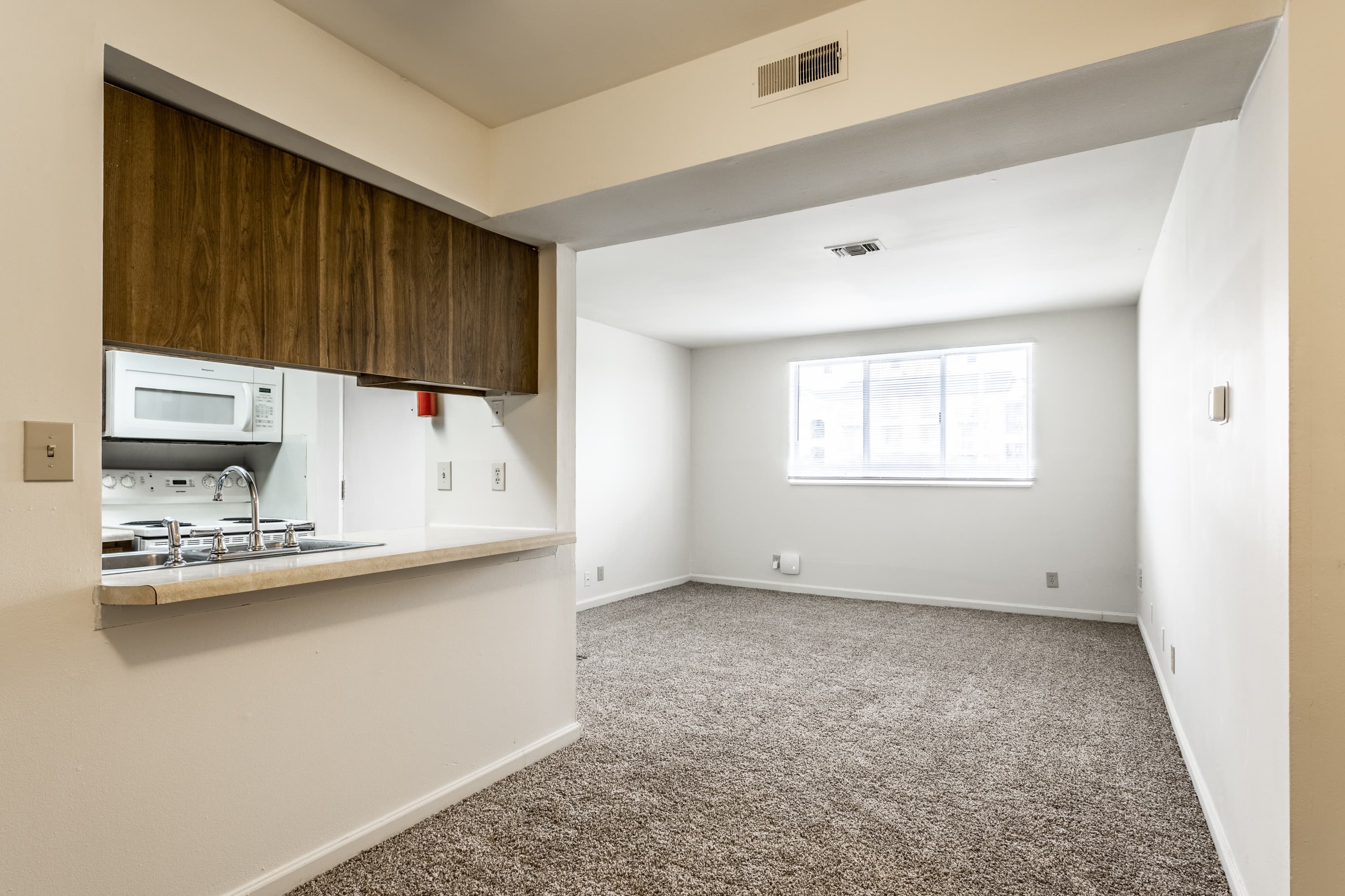 Bay Pointe Apartments 11 of 50