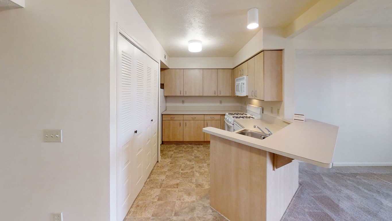 Colonial Pointe at Fairview Apartments 9 of 41