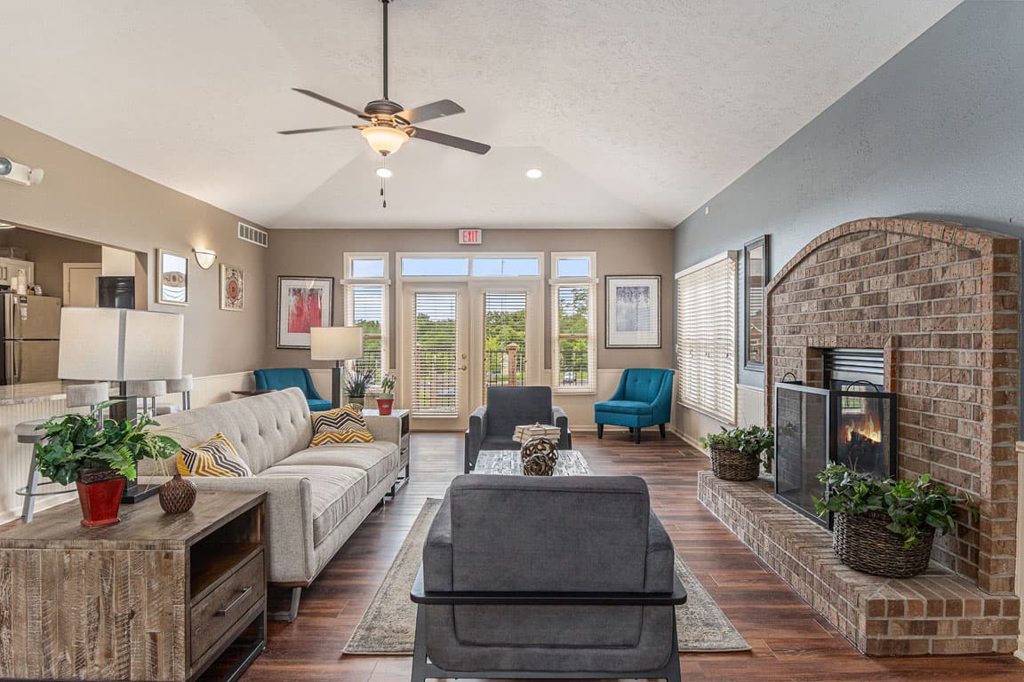 Colonial Pointe at Fairview Apartments 29 of 41