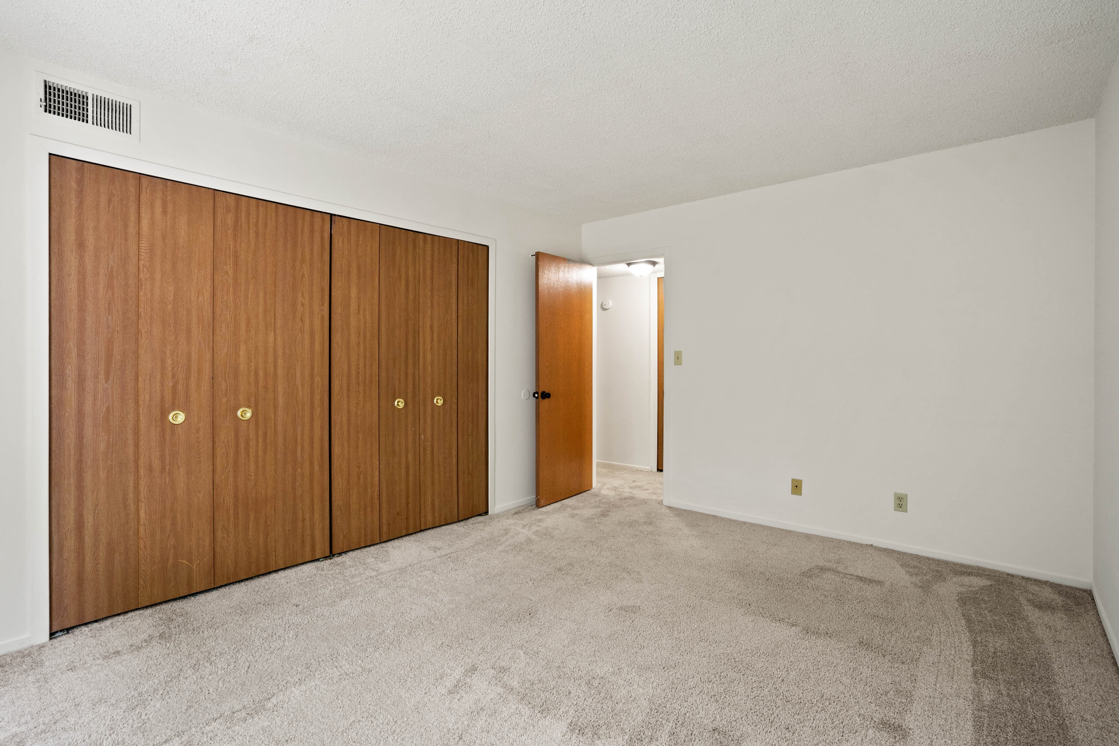 Beacon Hill and Great Oaks Apartments 14 of 29