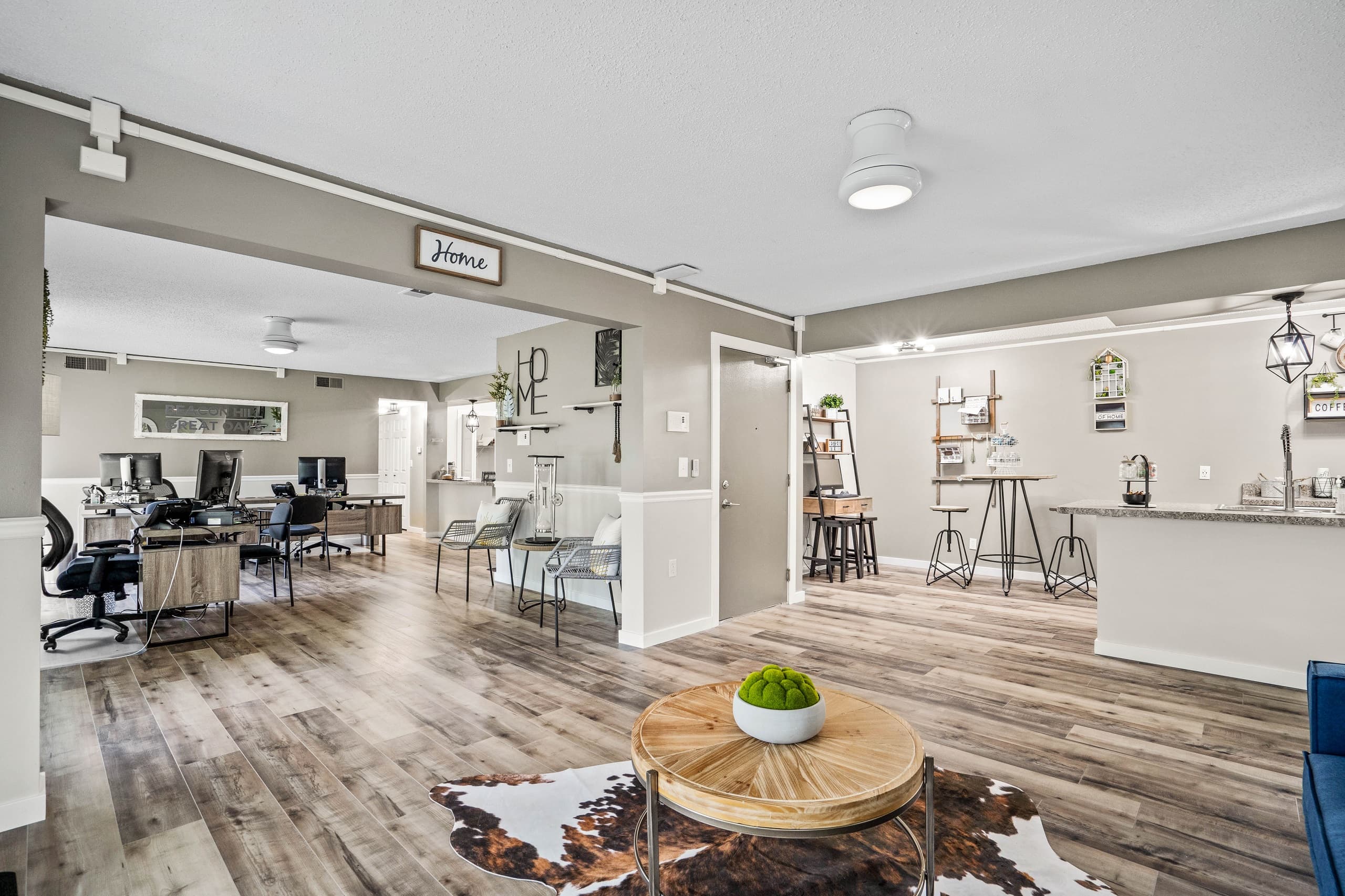 Beacon Hill and Great Oaks Apartments 26 of 29