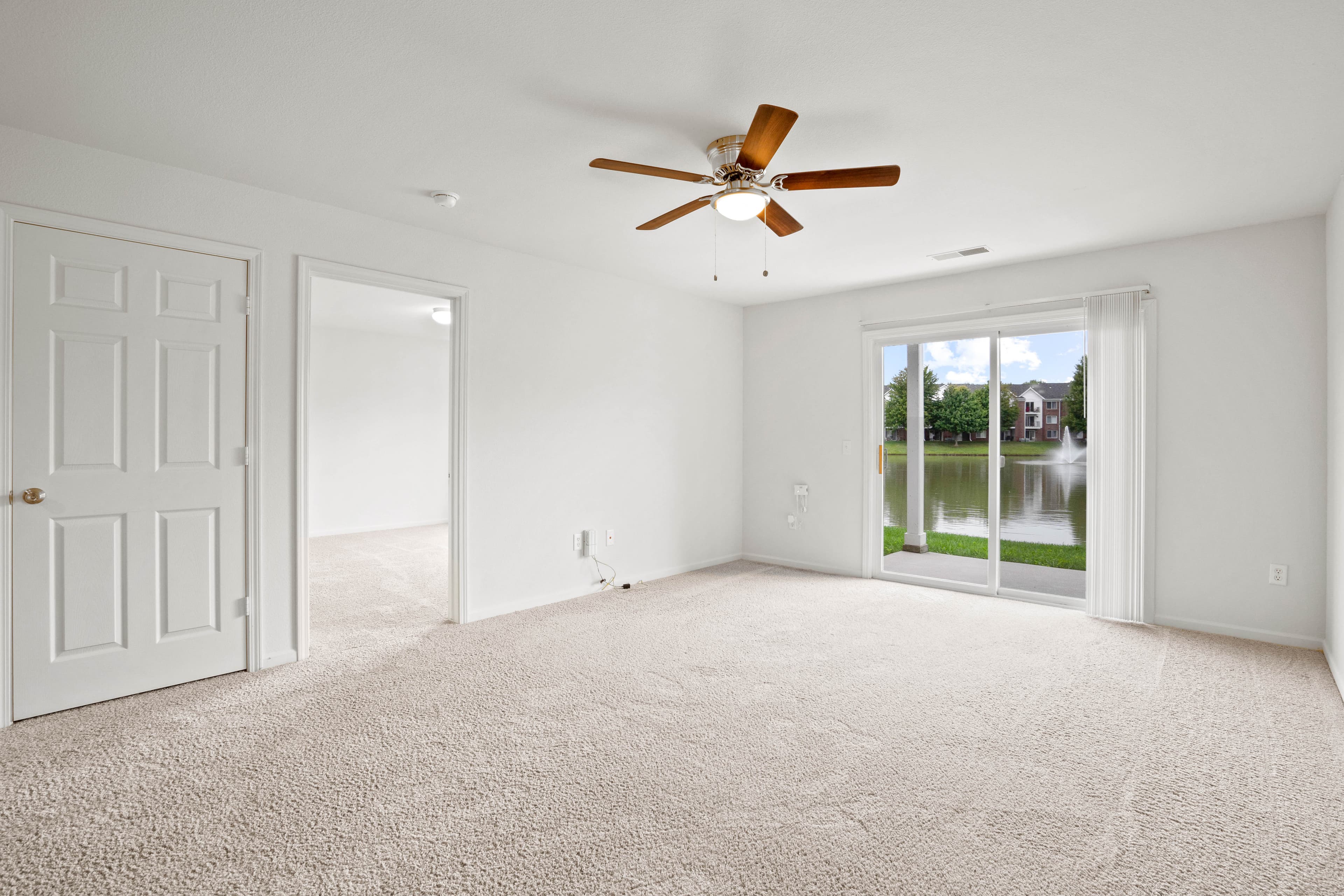 Towne Lakes Apartments 3 of 33
