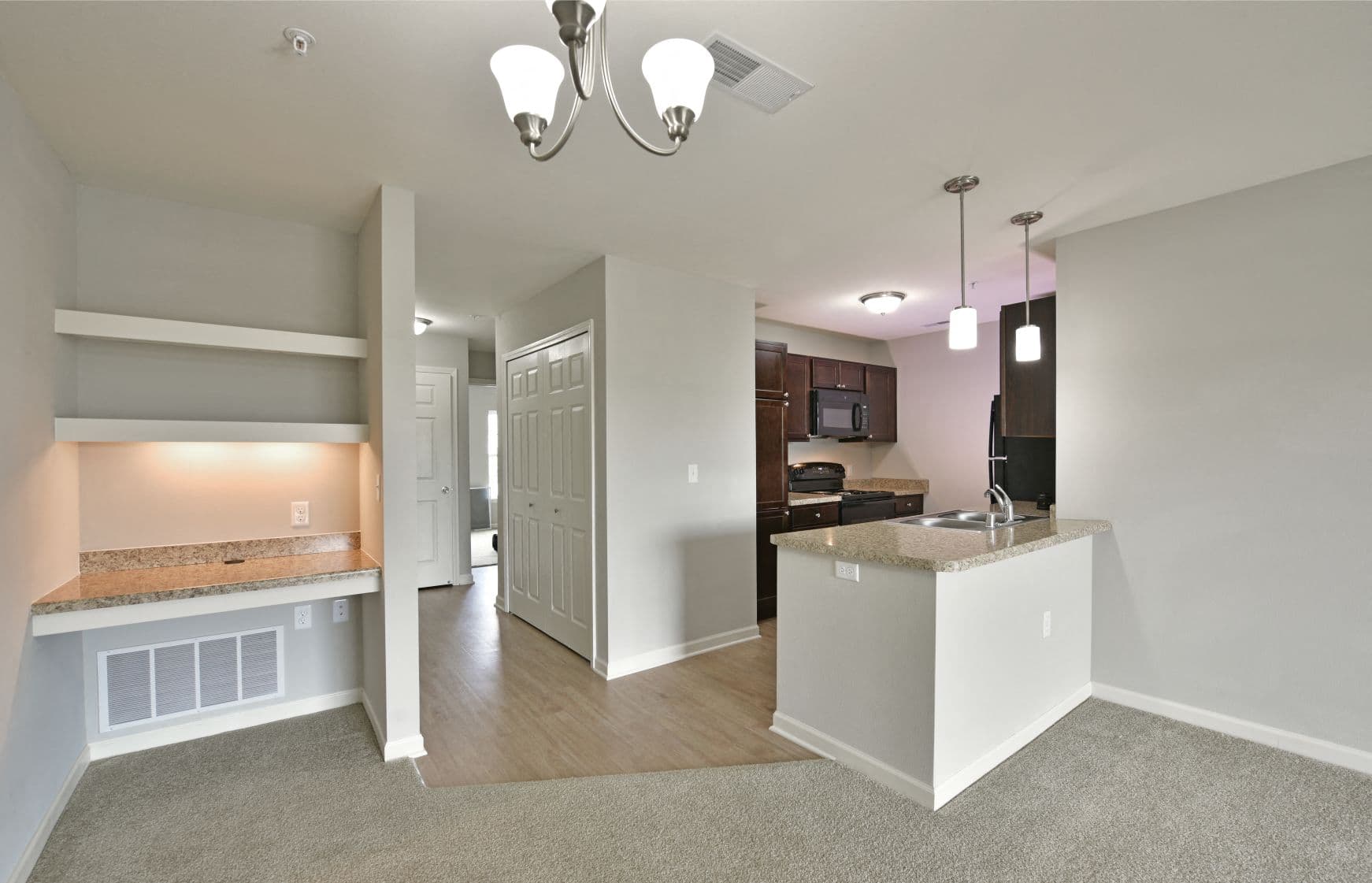River Hills Apartments 26 of 58