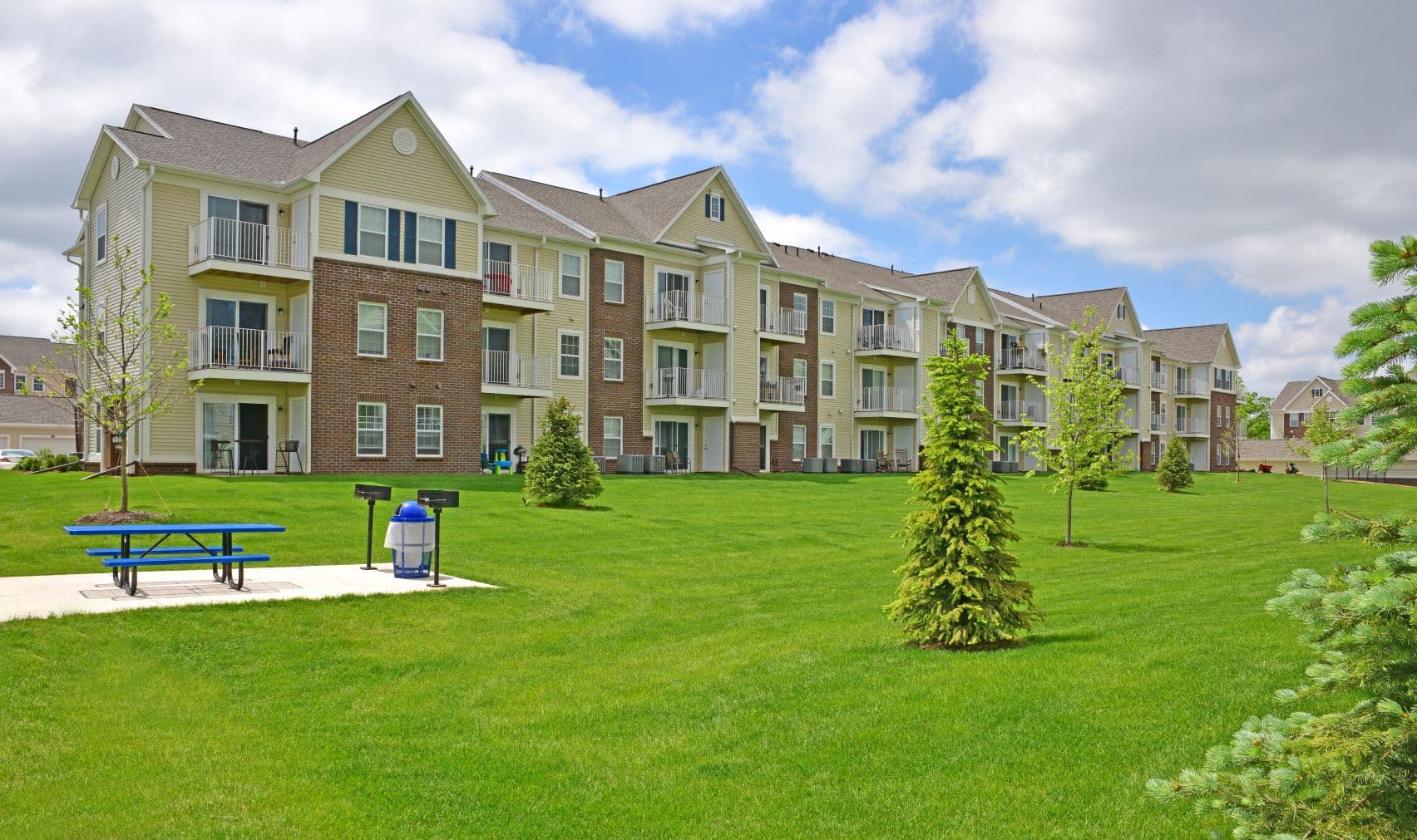 River Hills Apartments 39 of 58