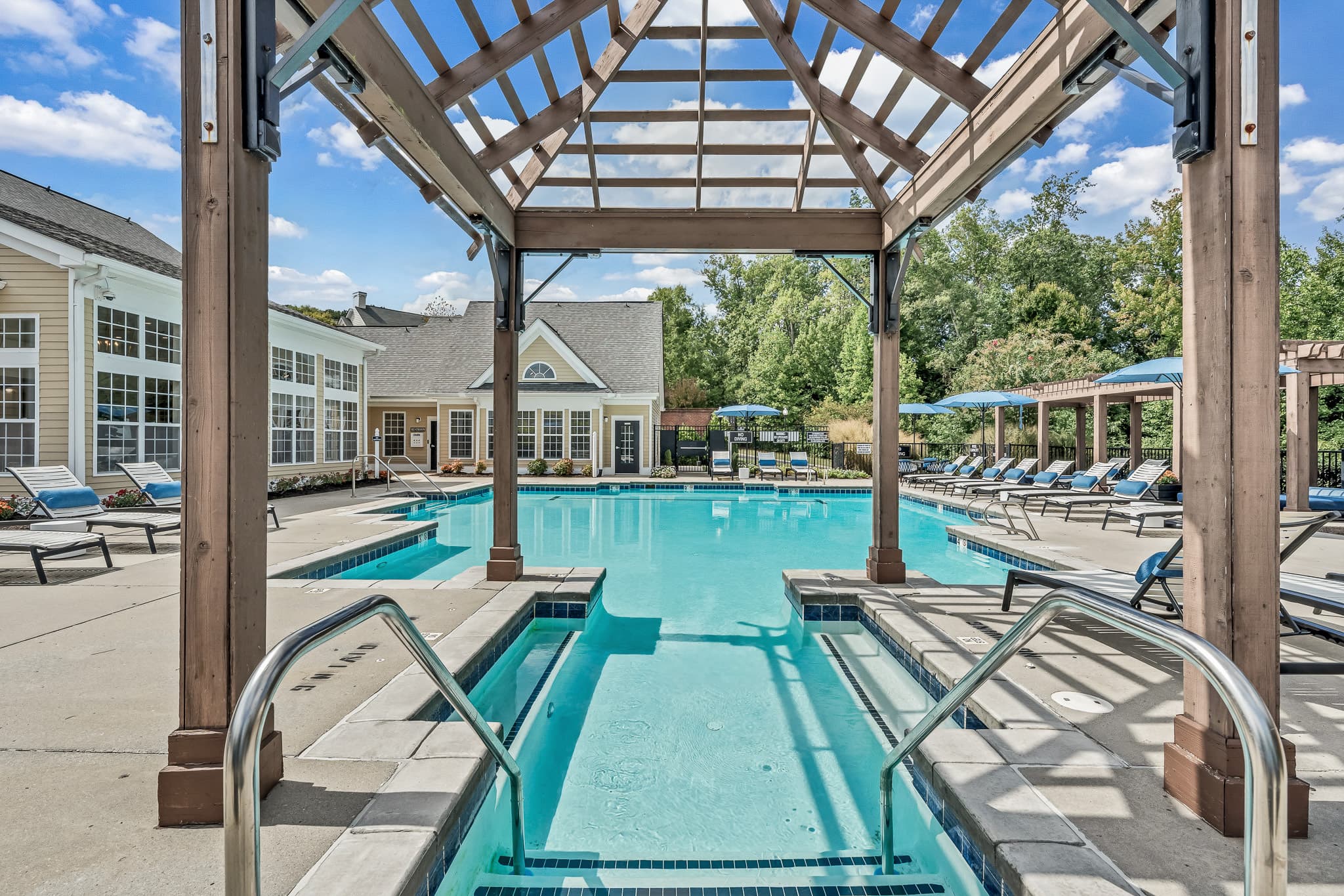 Enclave Apartments 32 of 42