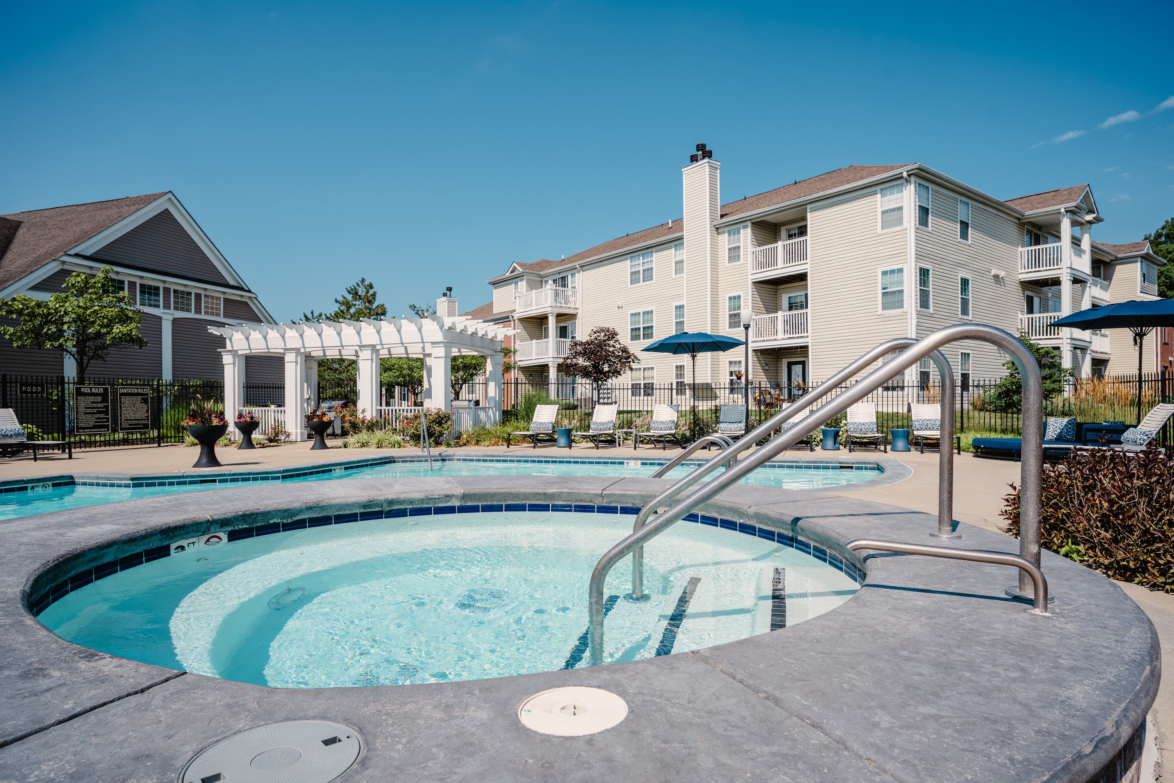 Latitudes Apartments 48 of 58