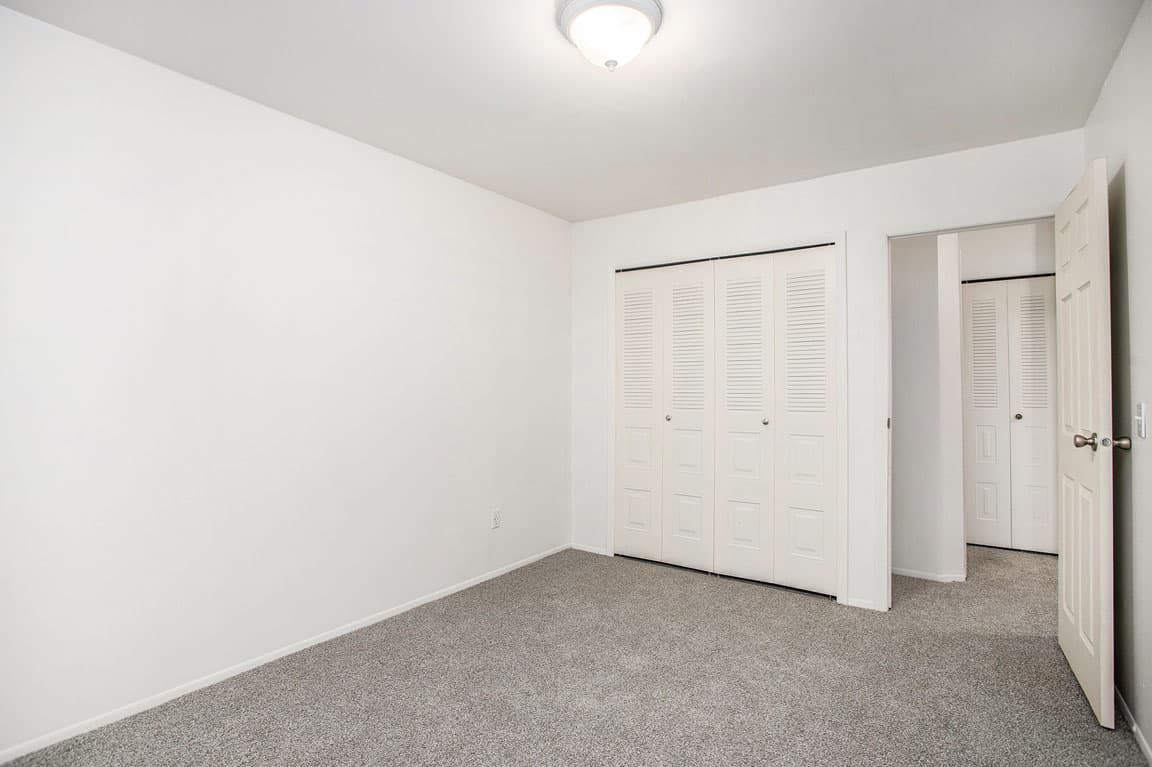 Fairlane Apartments 22 of 52