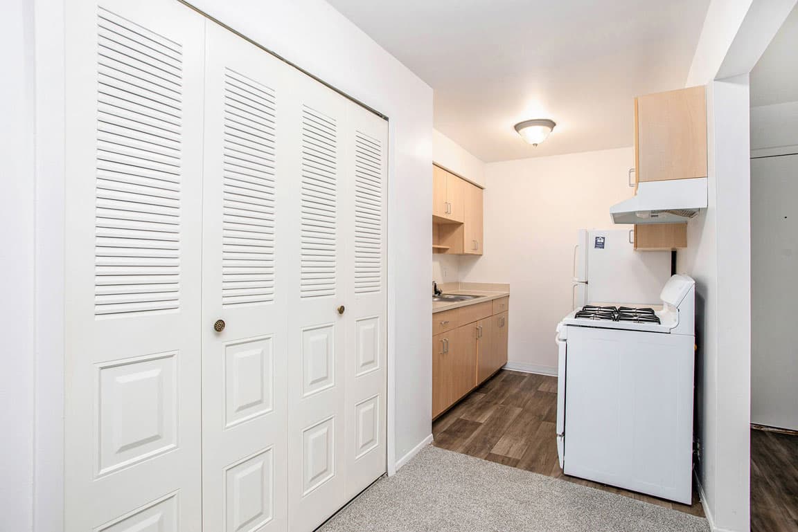 Fairlane Apartments 14 of 52