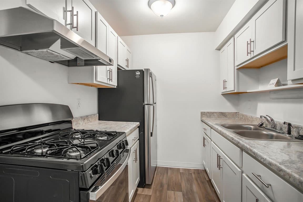 Fairlane Apartments 12 of 52
