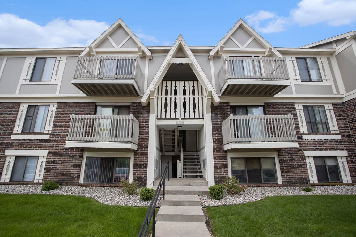 Fairlane Apartments 43 of 52