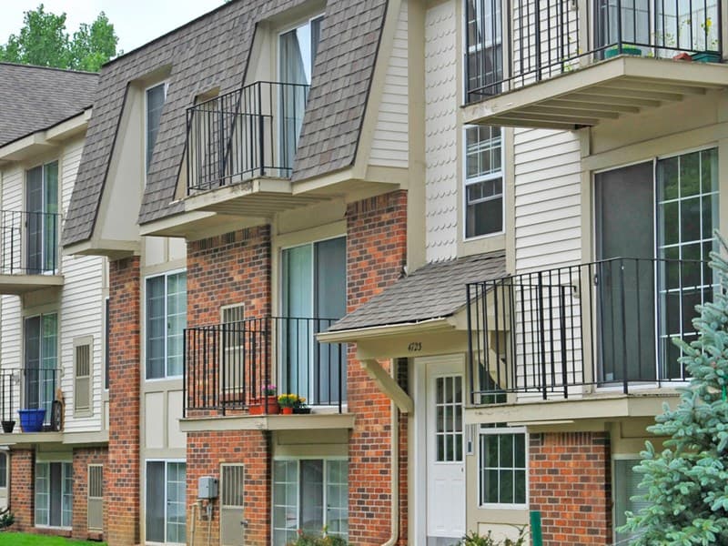 Fox Pointe Apartments 14 of 18