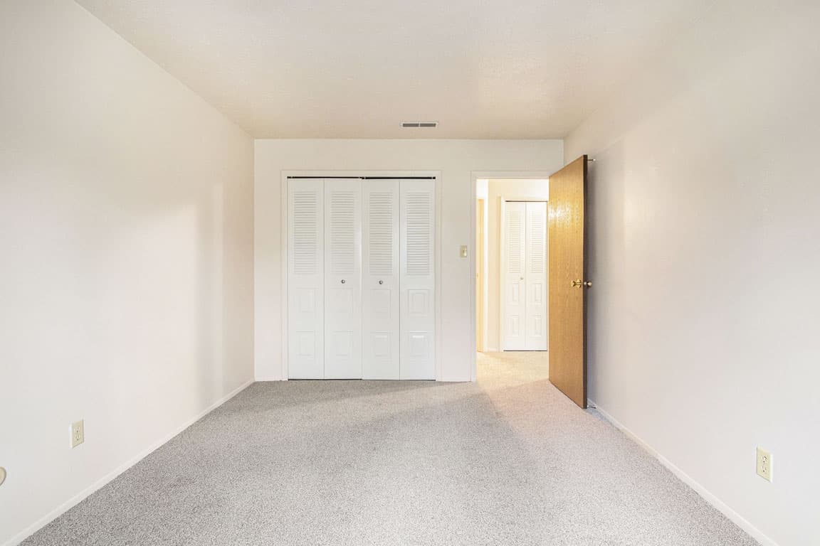 Hickory Village Apartments 11 of 37